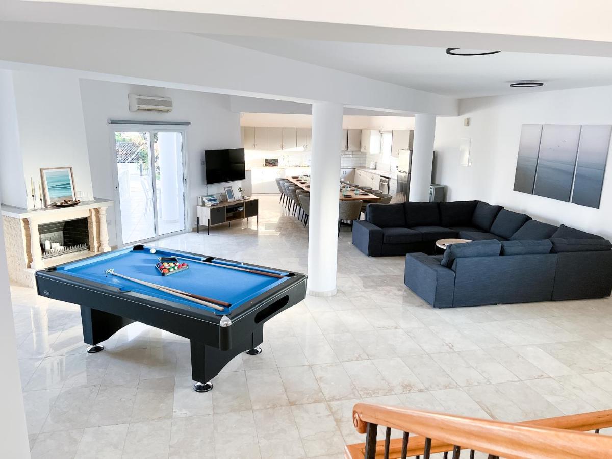 Villa Grand Lynn Seaview