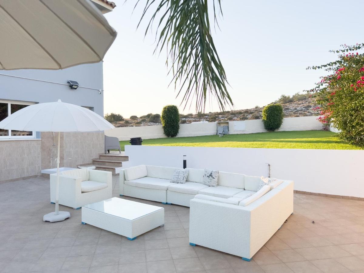 Villa Grand Lynn Seaview Ayia Napa