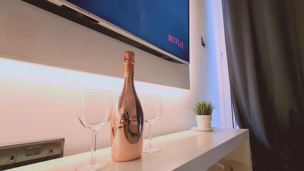 Mezarina Luxury Apts Apartamento *
