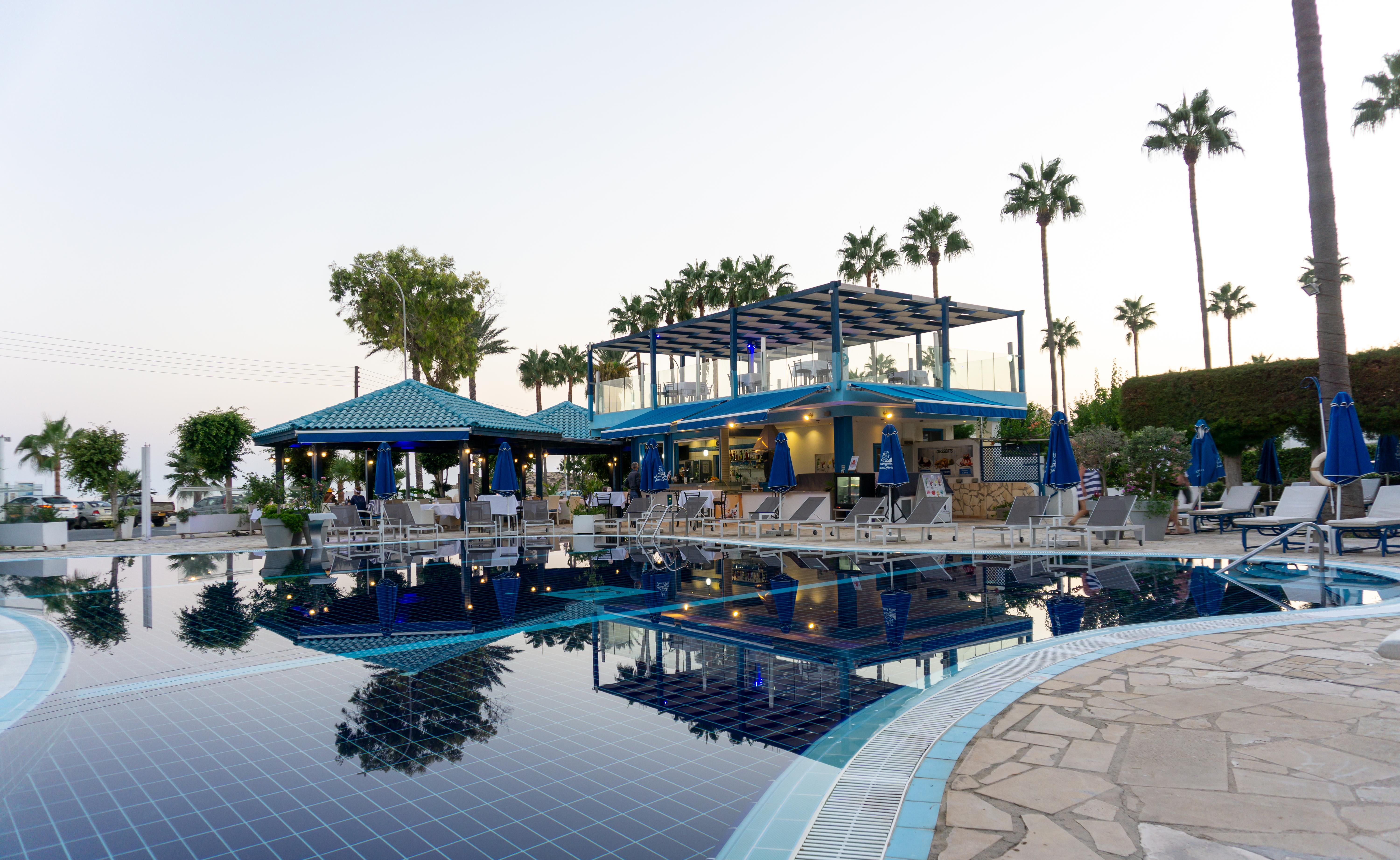 Anonymous (adults Only) 3*