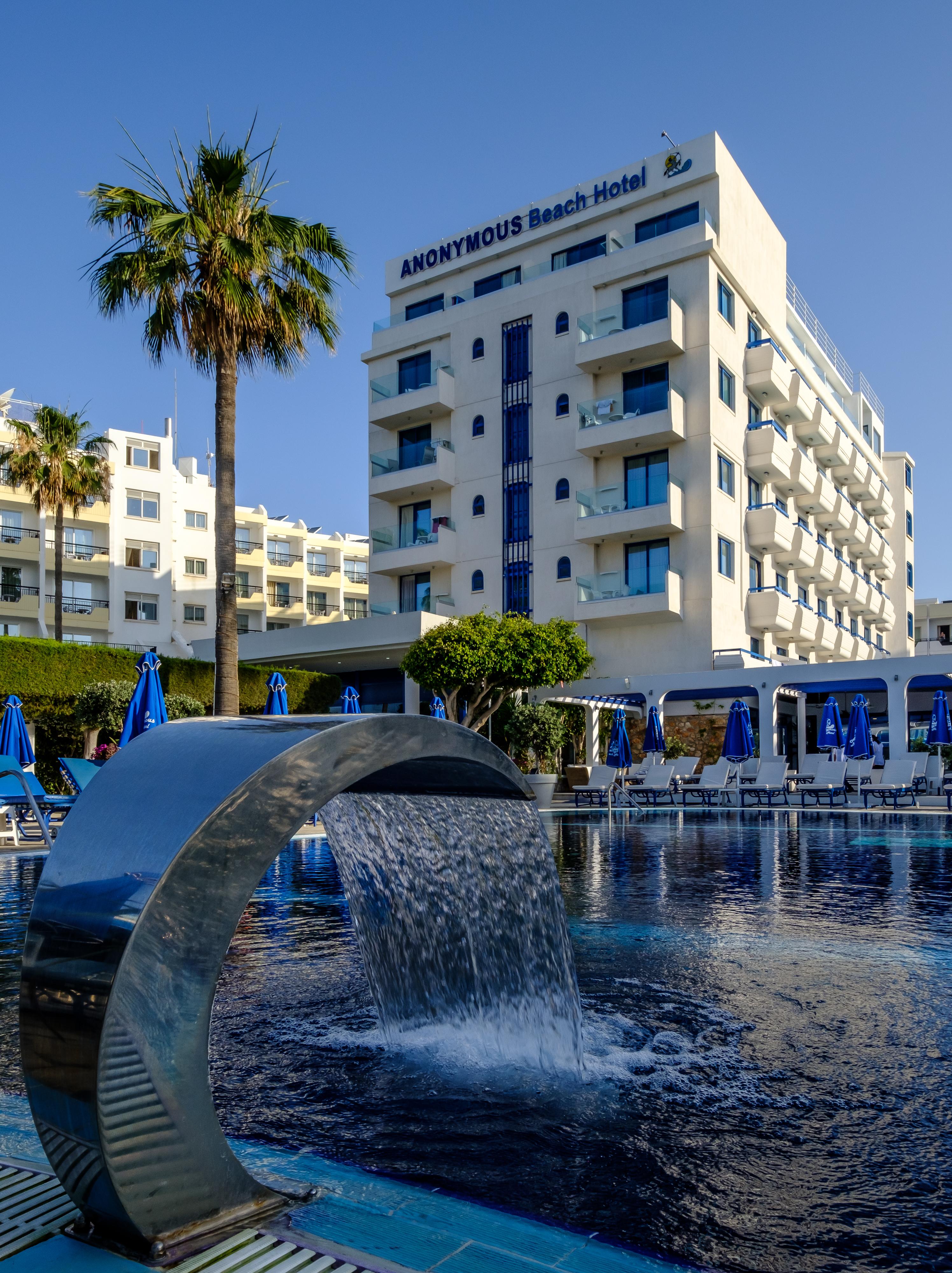 Anonymous (adults Only) 3*