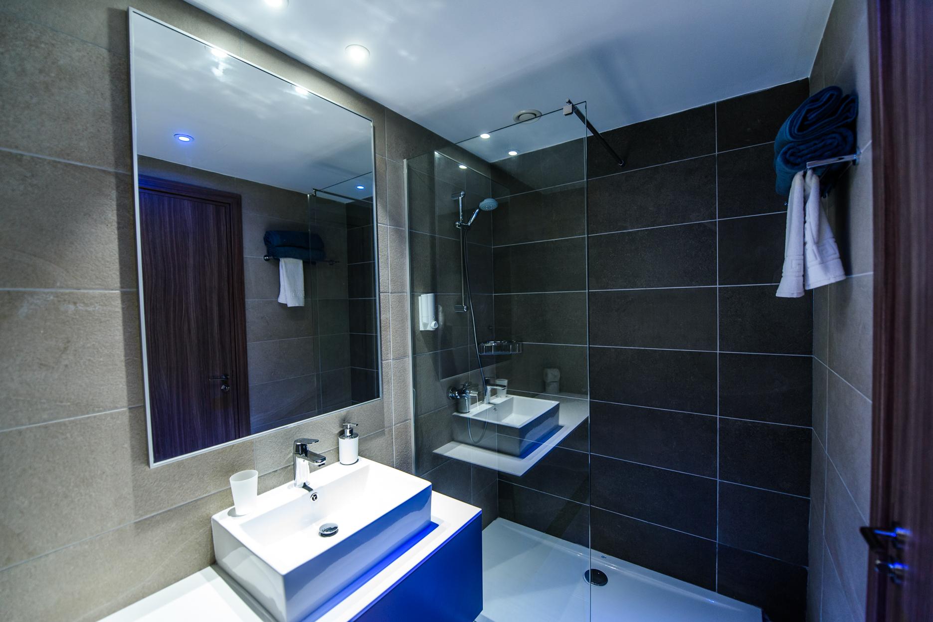 Eleana Hotel 3*