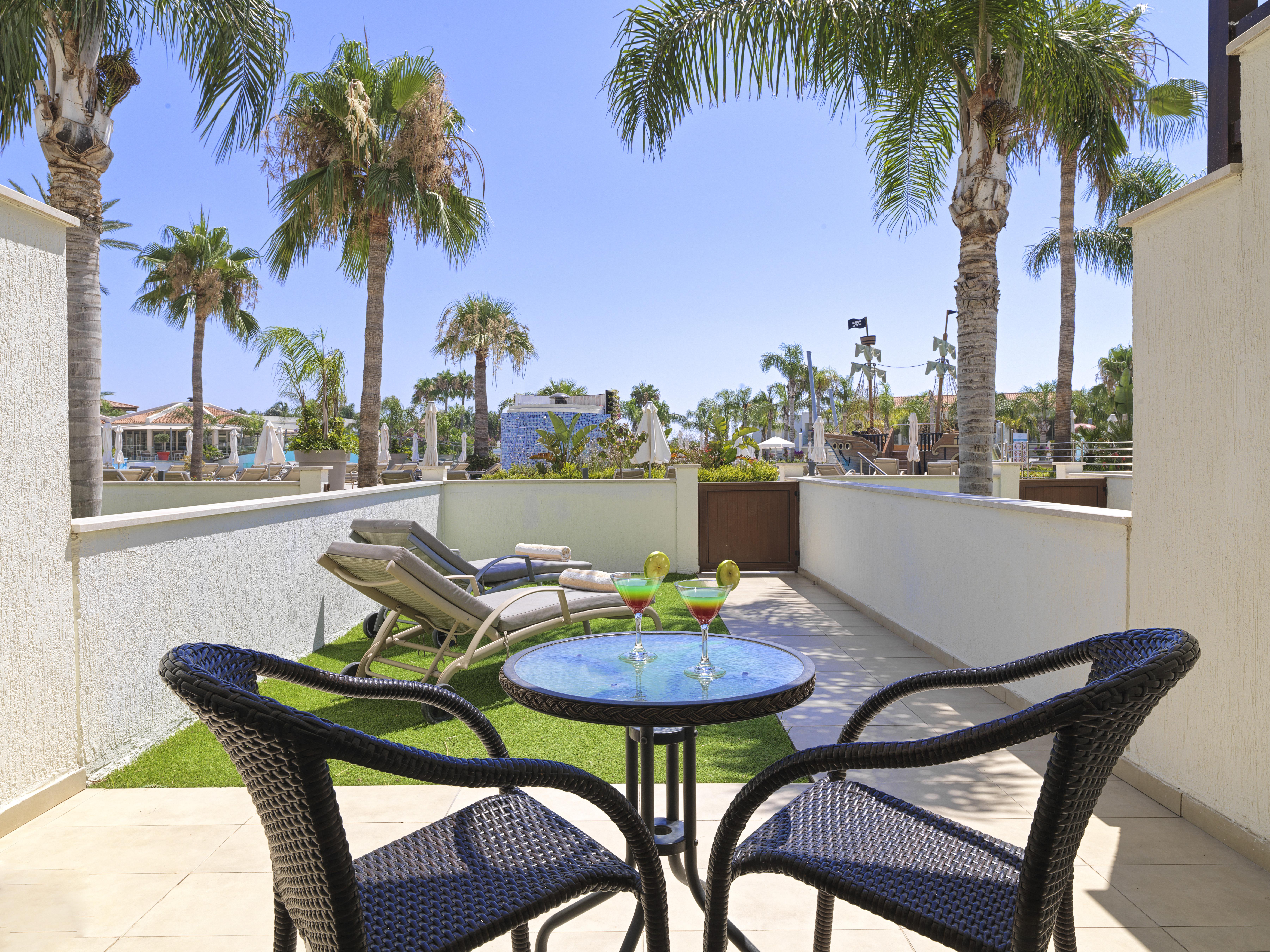 Olympic Lagoon Resort 5*
