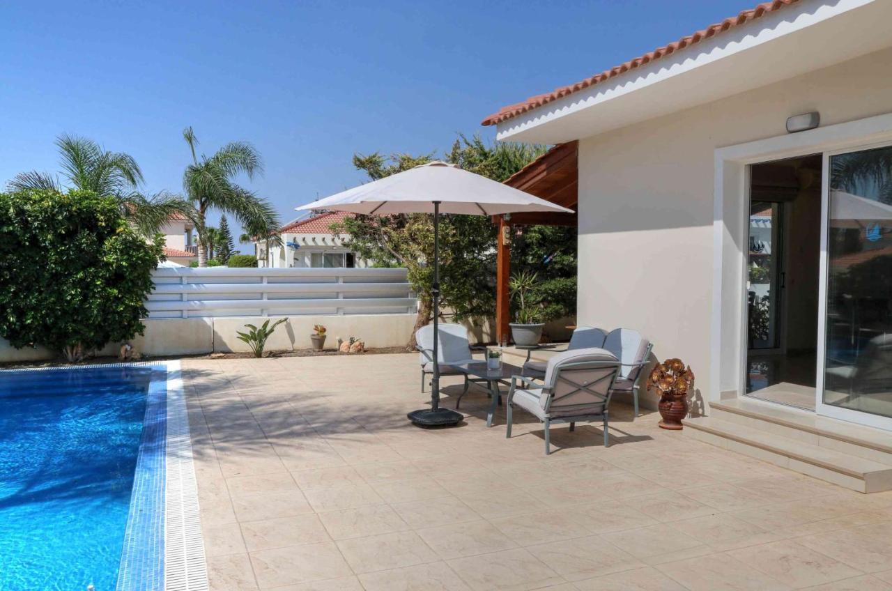 Anastasia Villa