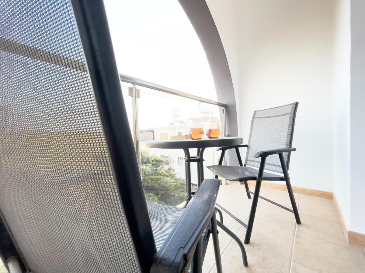 Pandora Apartment *
