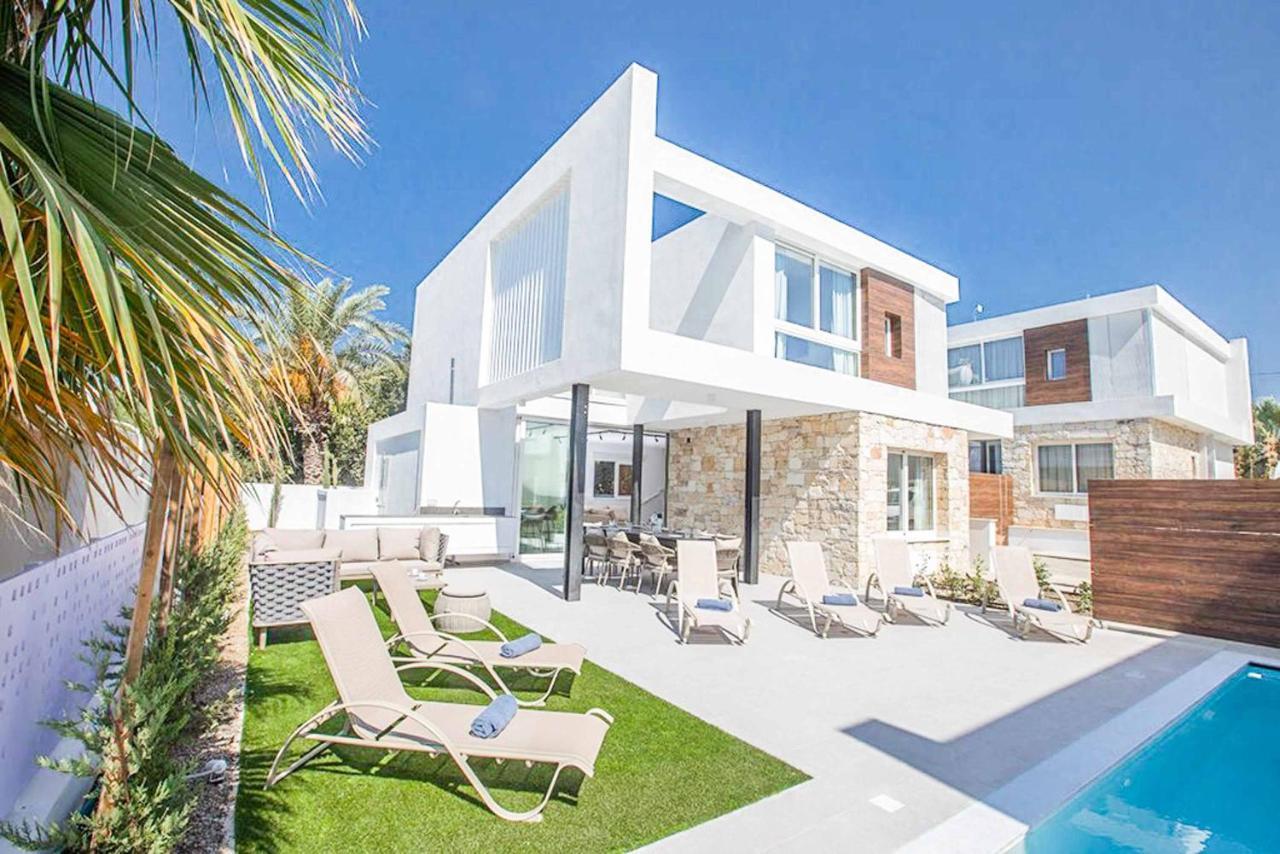 Villa Nissi Cube 3 Kb3 *