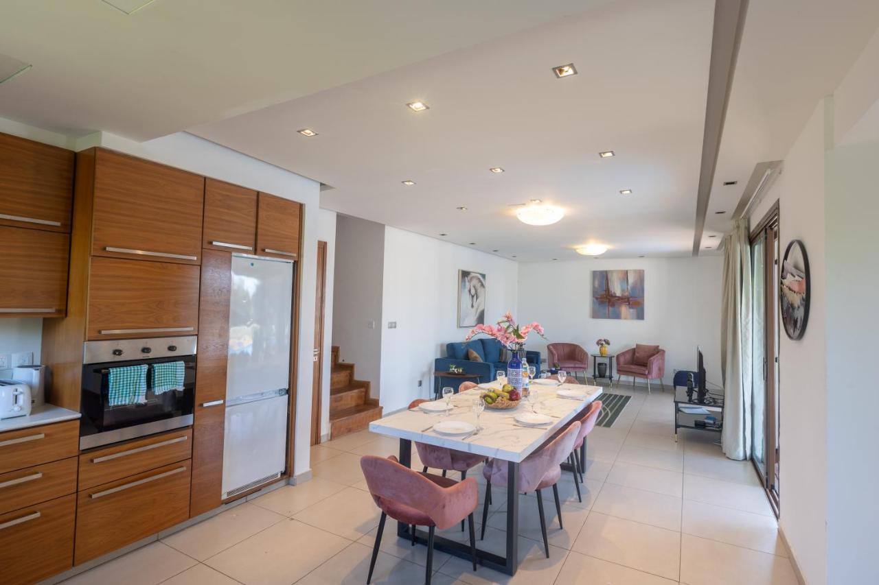 Villa Sea Satin Villas - Fully Renovated