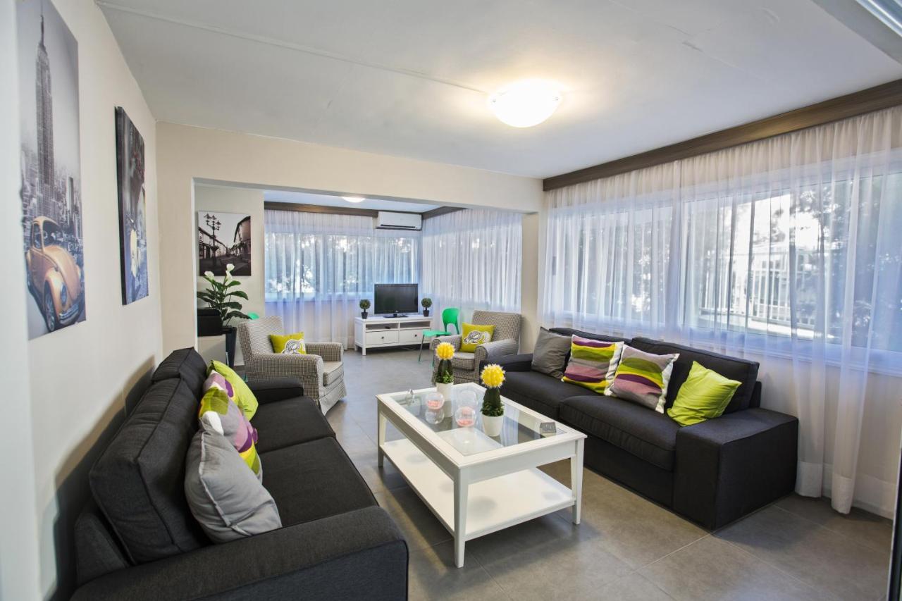 So1 Apartment *