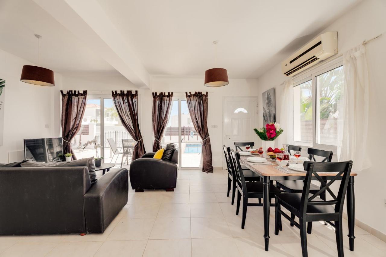 Villa Croeso Agia Napa