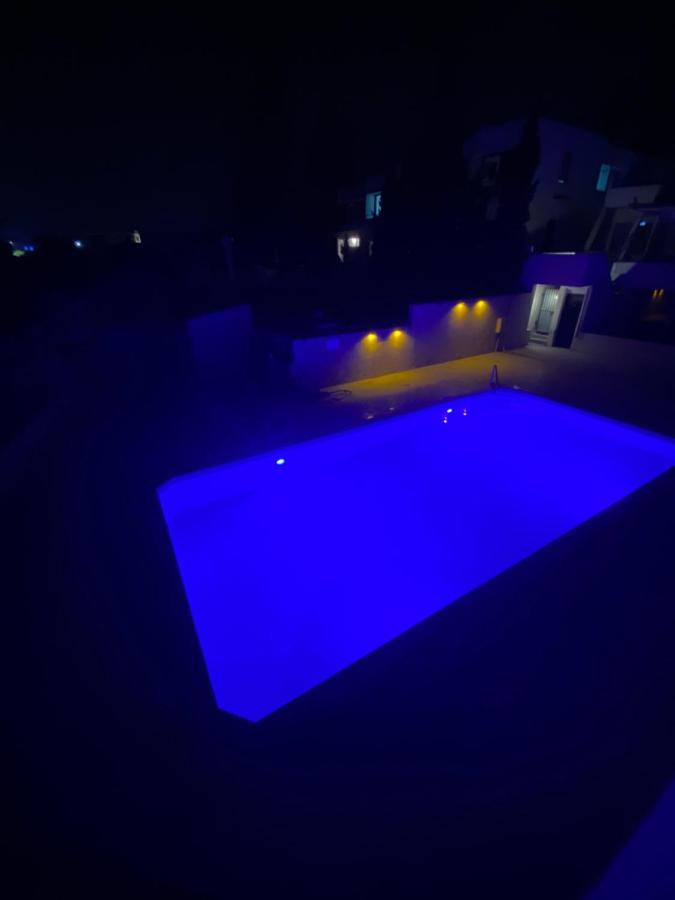 Apartment Peach Seaview 3 Bedroom *