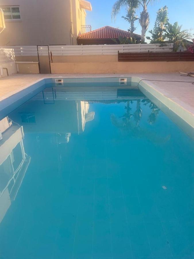 Apartment Peach Seaview 3 Bedroom