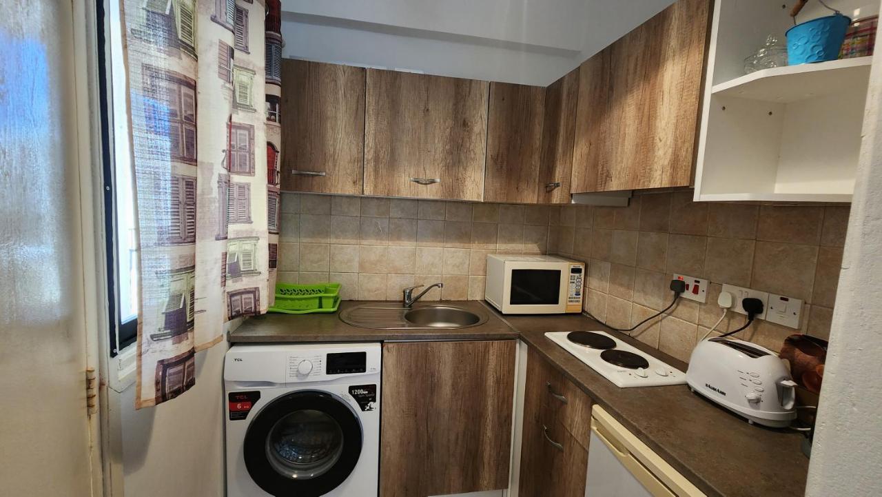 Captivating In In Great Location Apartment Ayia Napa