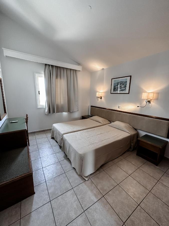 Panas Aparthotel
