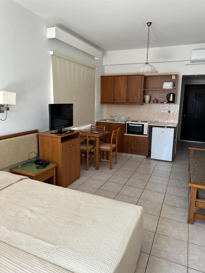 Panas Aparthotel *