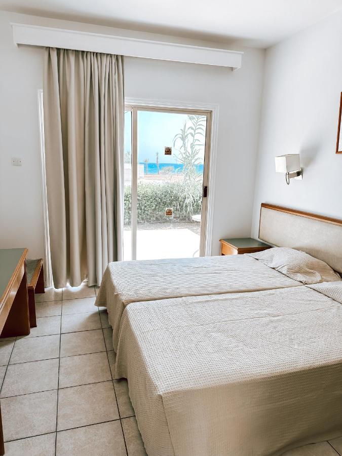 Panas Ayia Napa