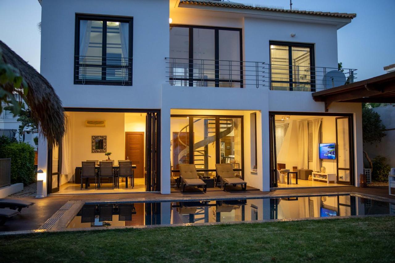 Balinese Villa *