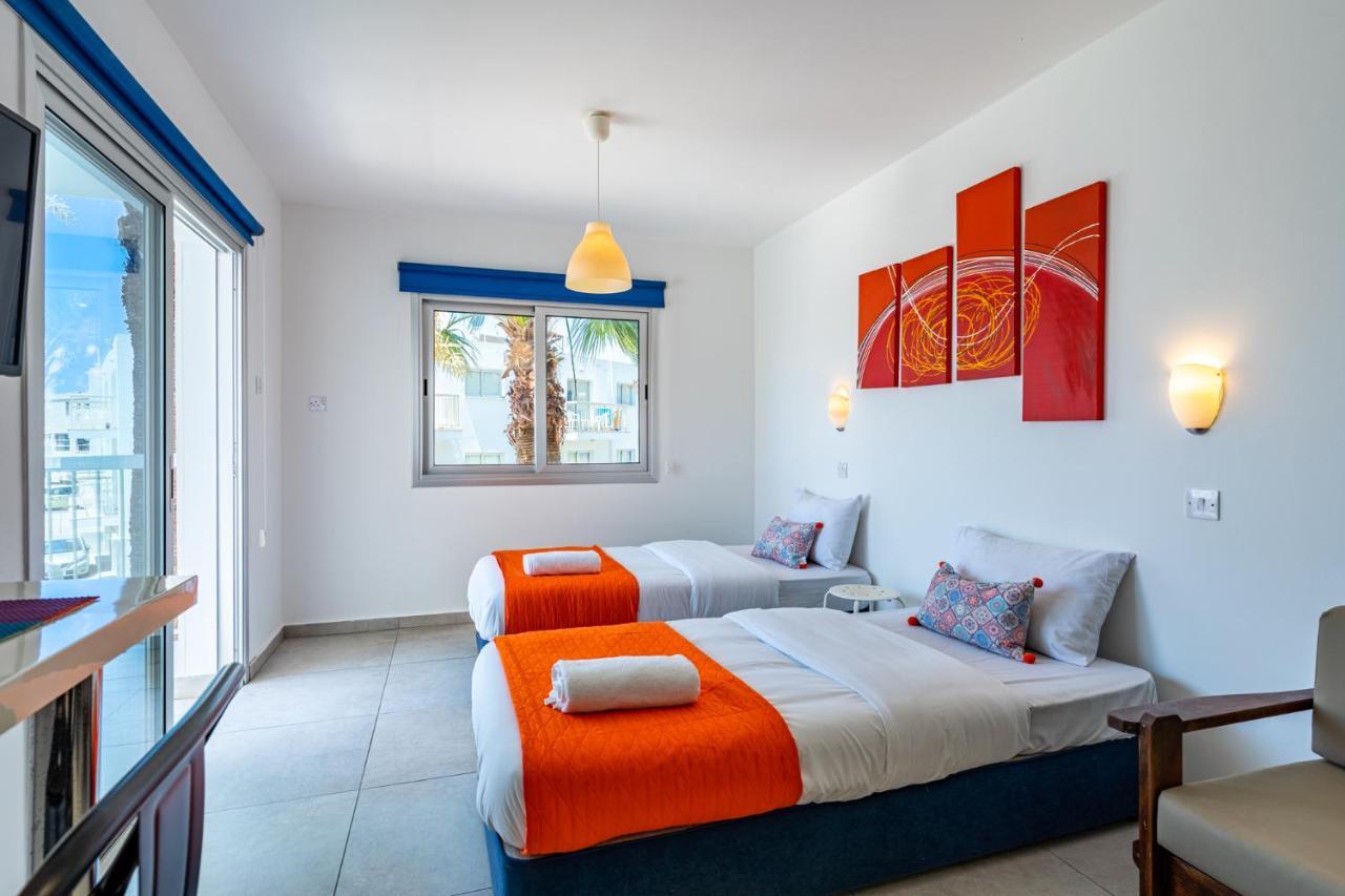 Tangerine With Pool In Apartamento Agia Napa