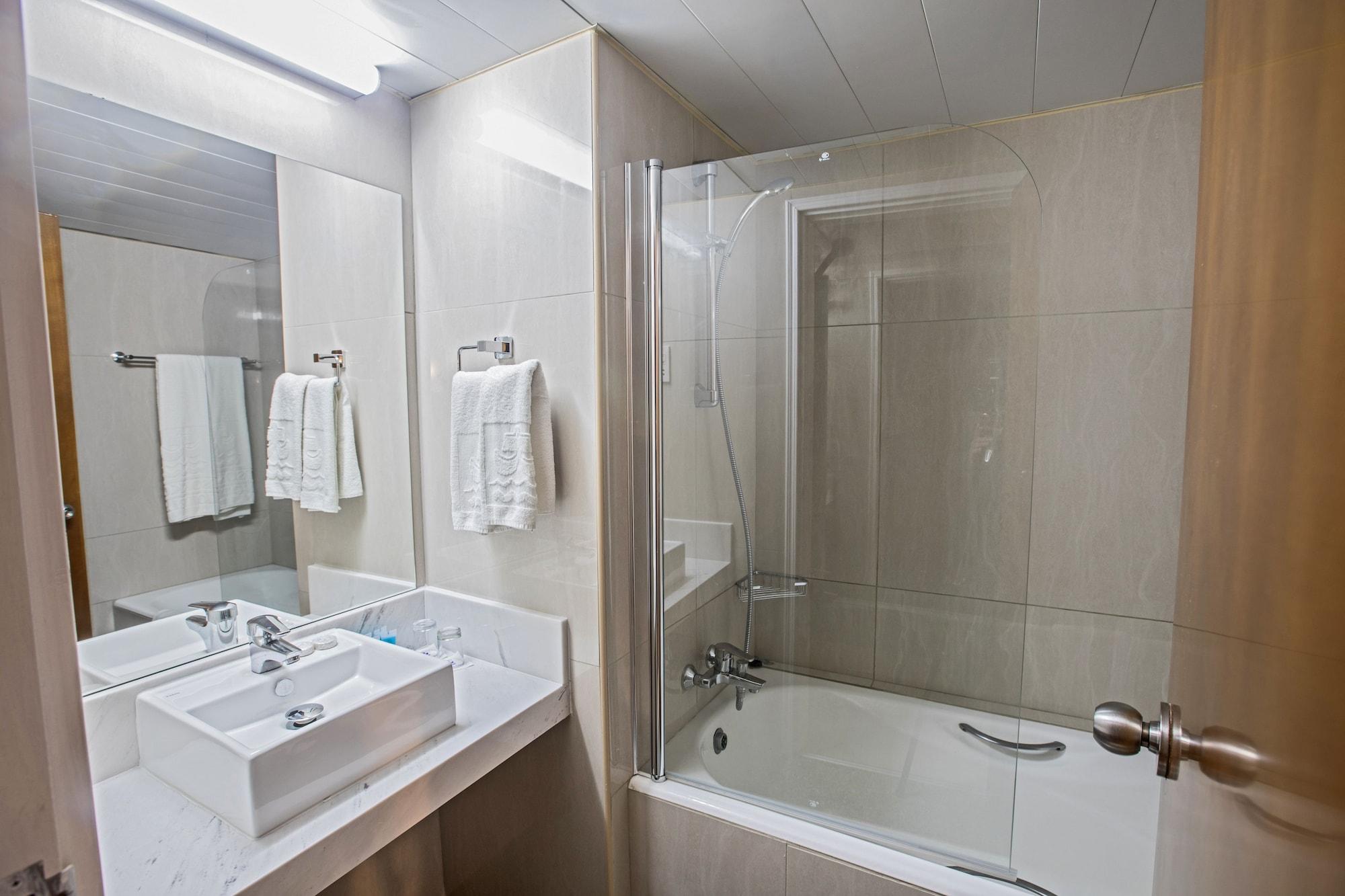 Hotel Anmaria & 4*