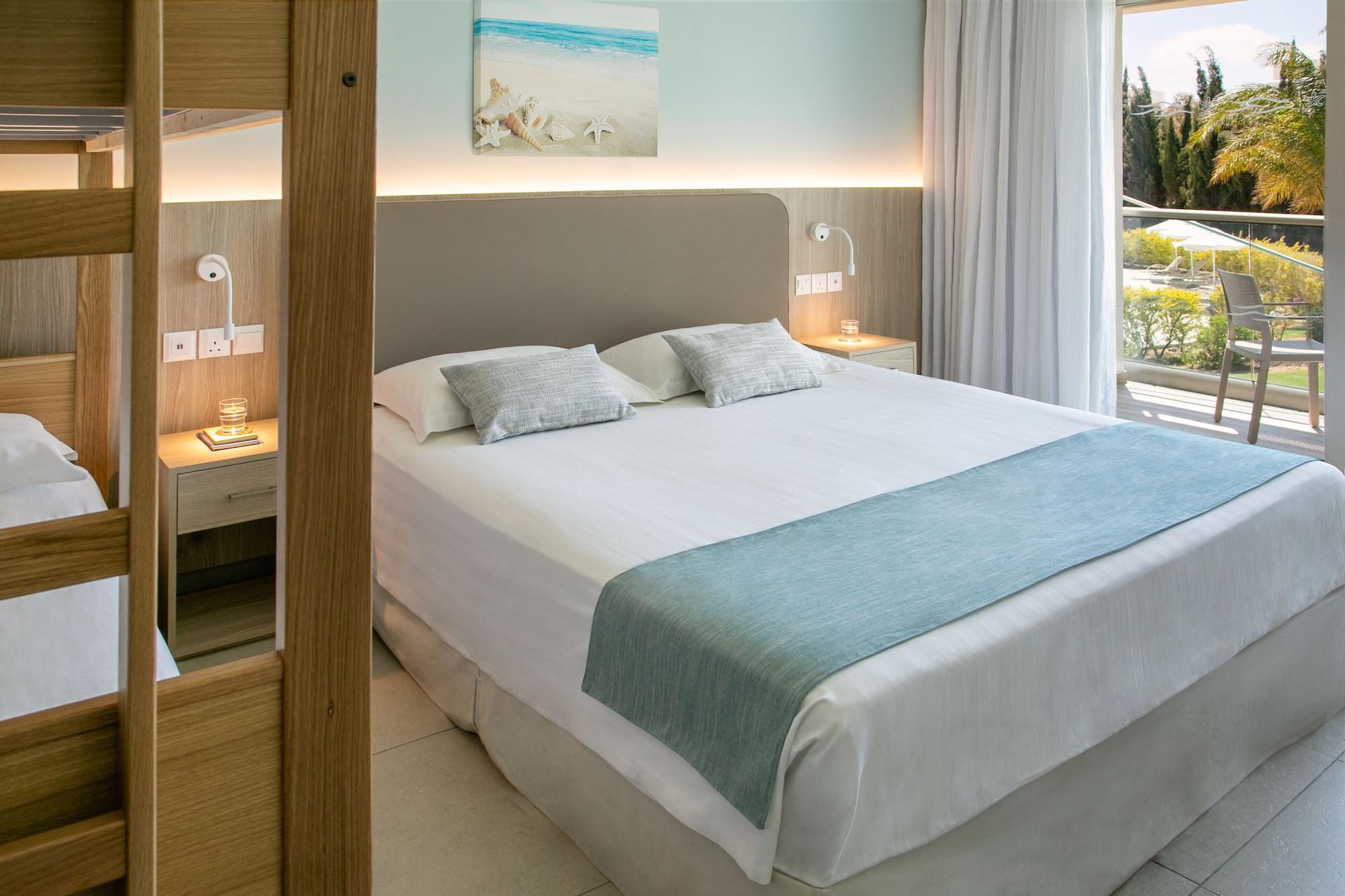 Asterias Hotel