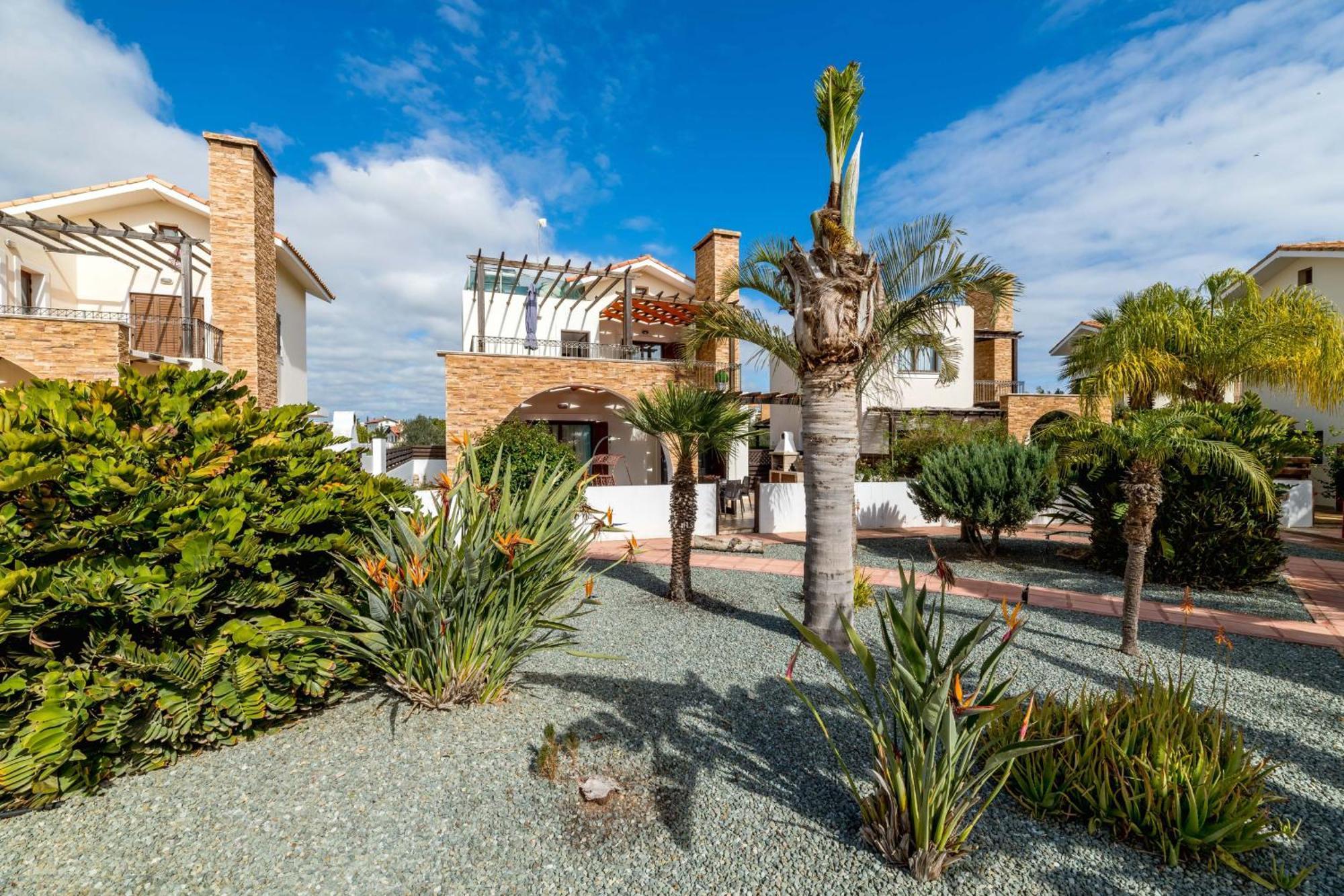 Anna Maria Agia Napa