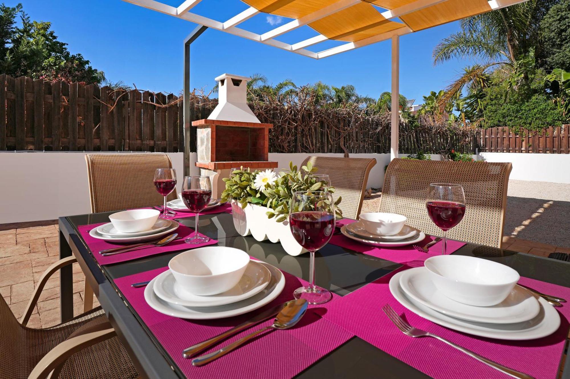 Posidonia - 200m From Sandy Holiday home *