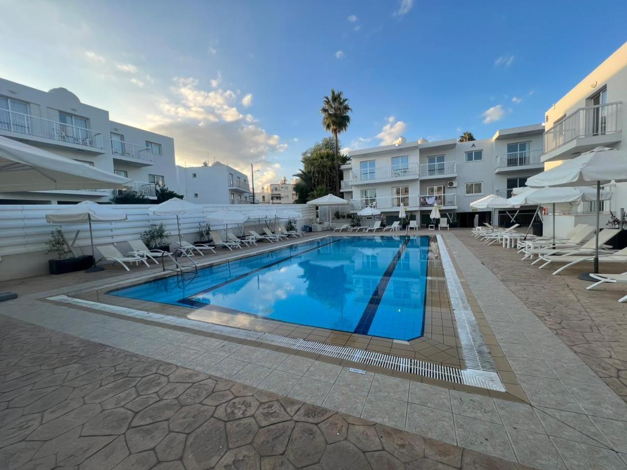 Apartamento Tangerine With Pool In