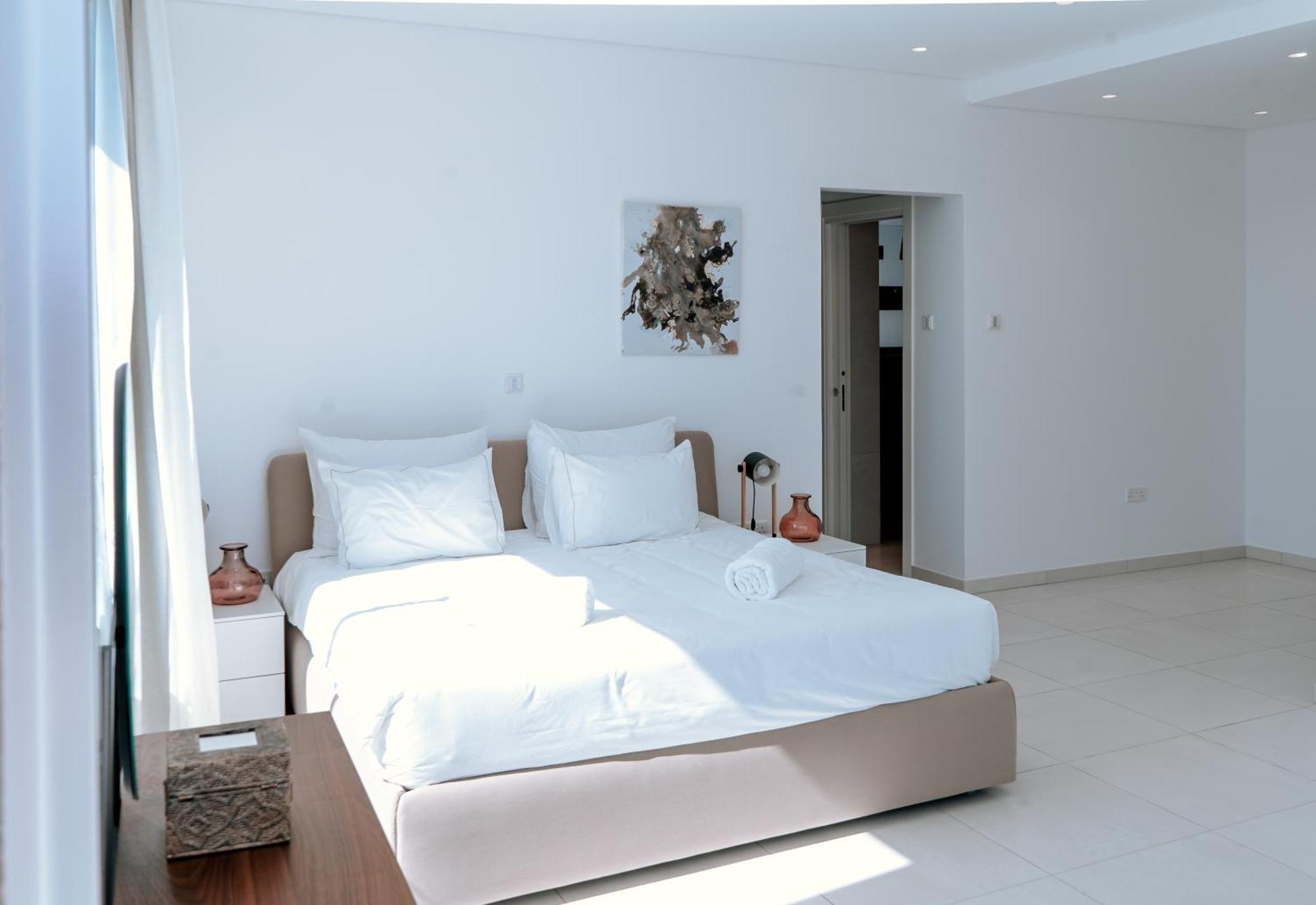 Villa Vivo Mare Beachfornt - Azure Agia Napa