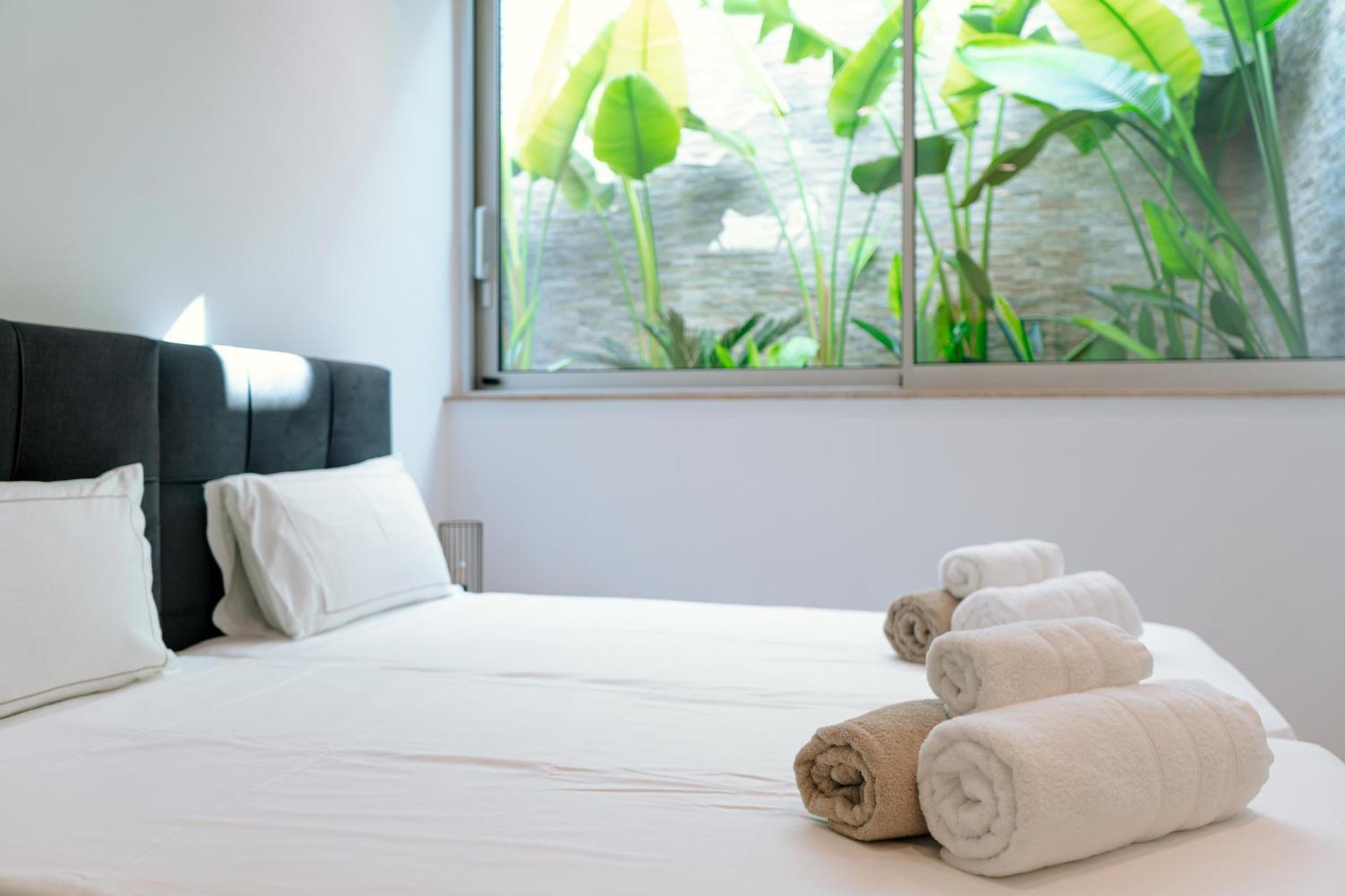Villa Vivo Mare Beachfornt - Azure Agia Napa