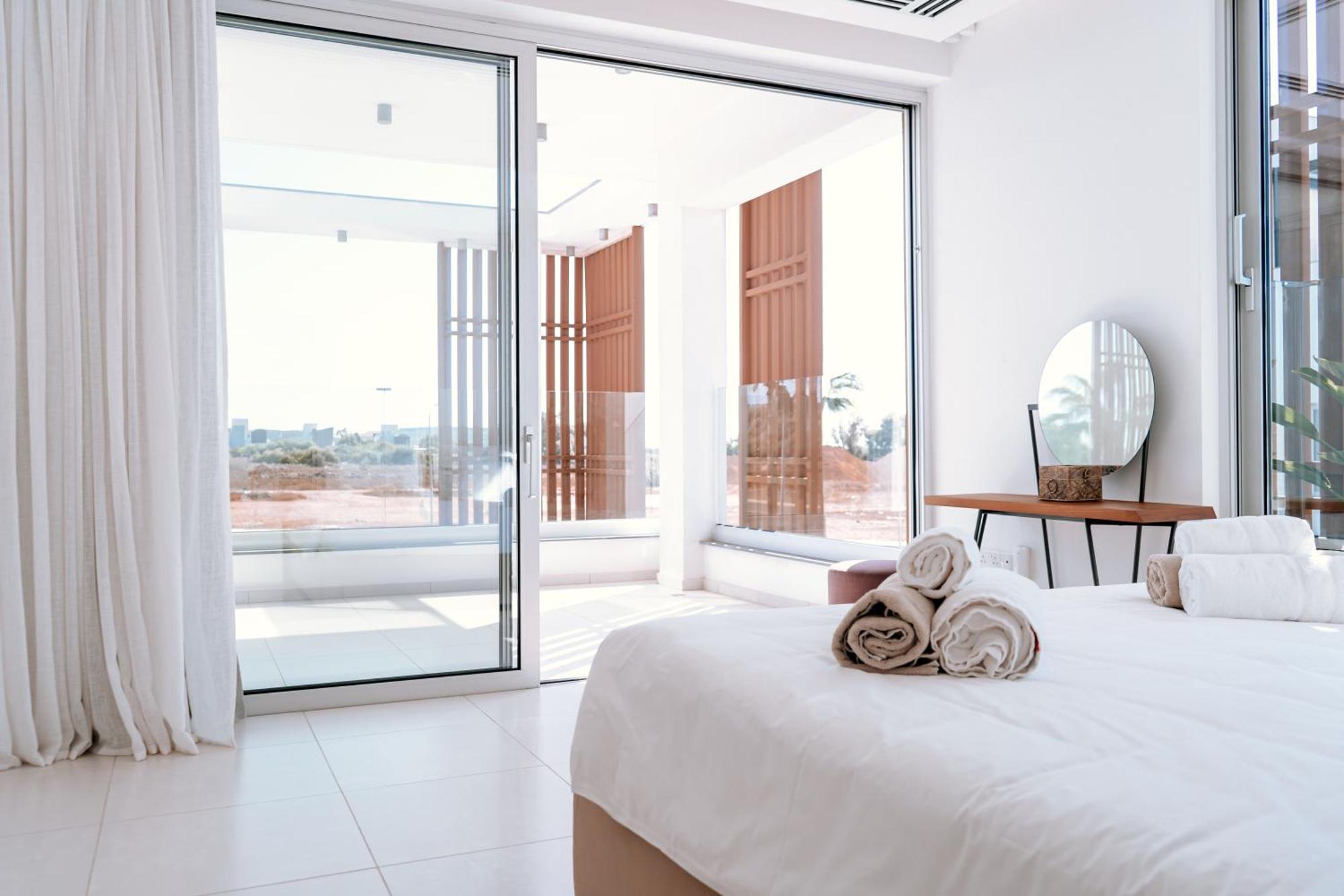 Vivo Mare Beachfornt - Azure Villa Agia Napa
