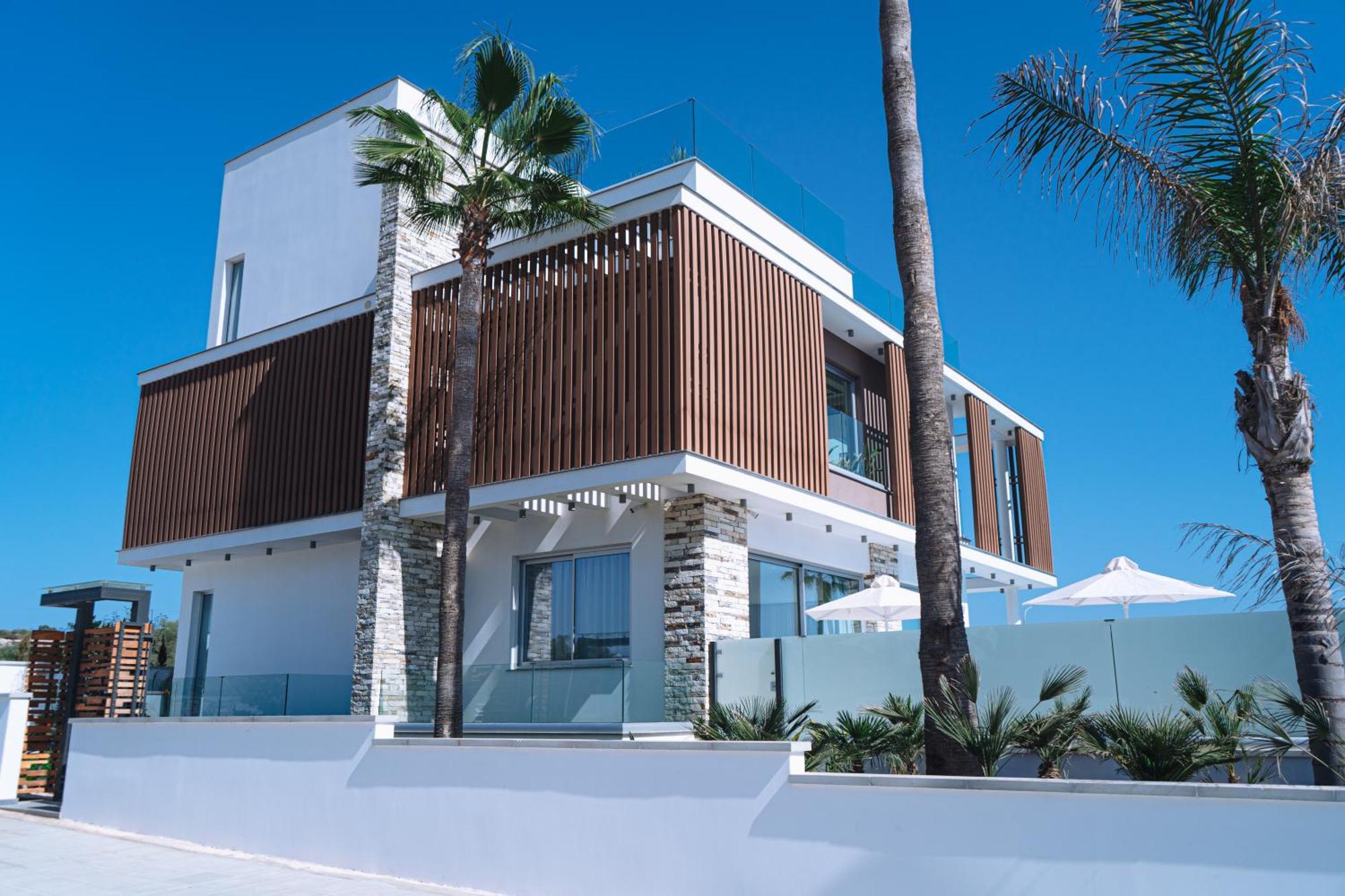 Villa Vivo Mare Beachfornt - Azure Agia Napa