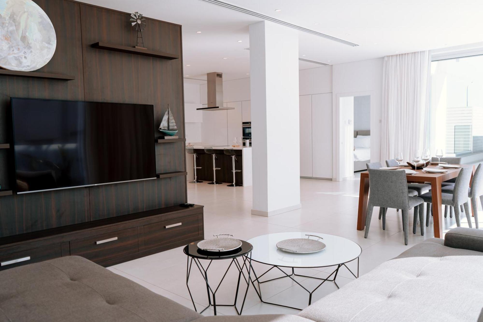 Villa Vivo Mare Beachfornt - Azure