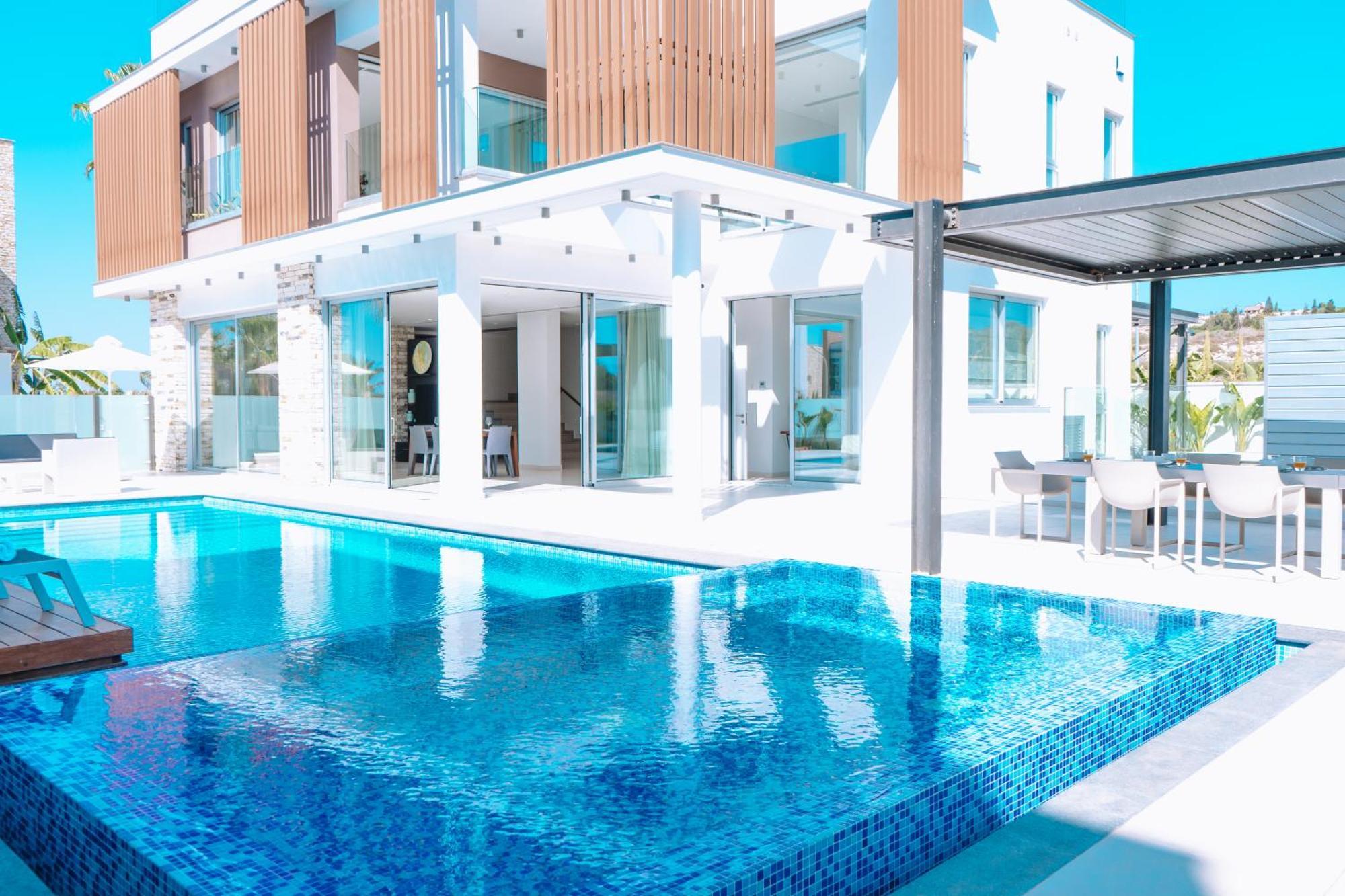 Vivo Mare Beachfornt - Azure Villa