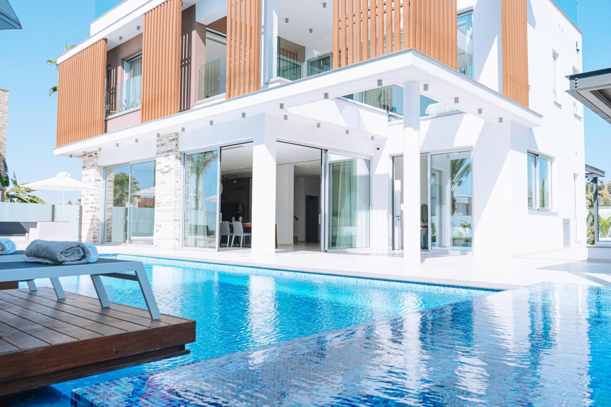 Vivo Mare Beachfornt - Azure Agia Napa