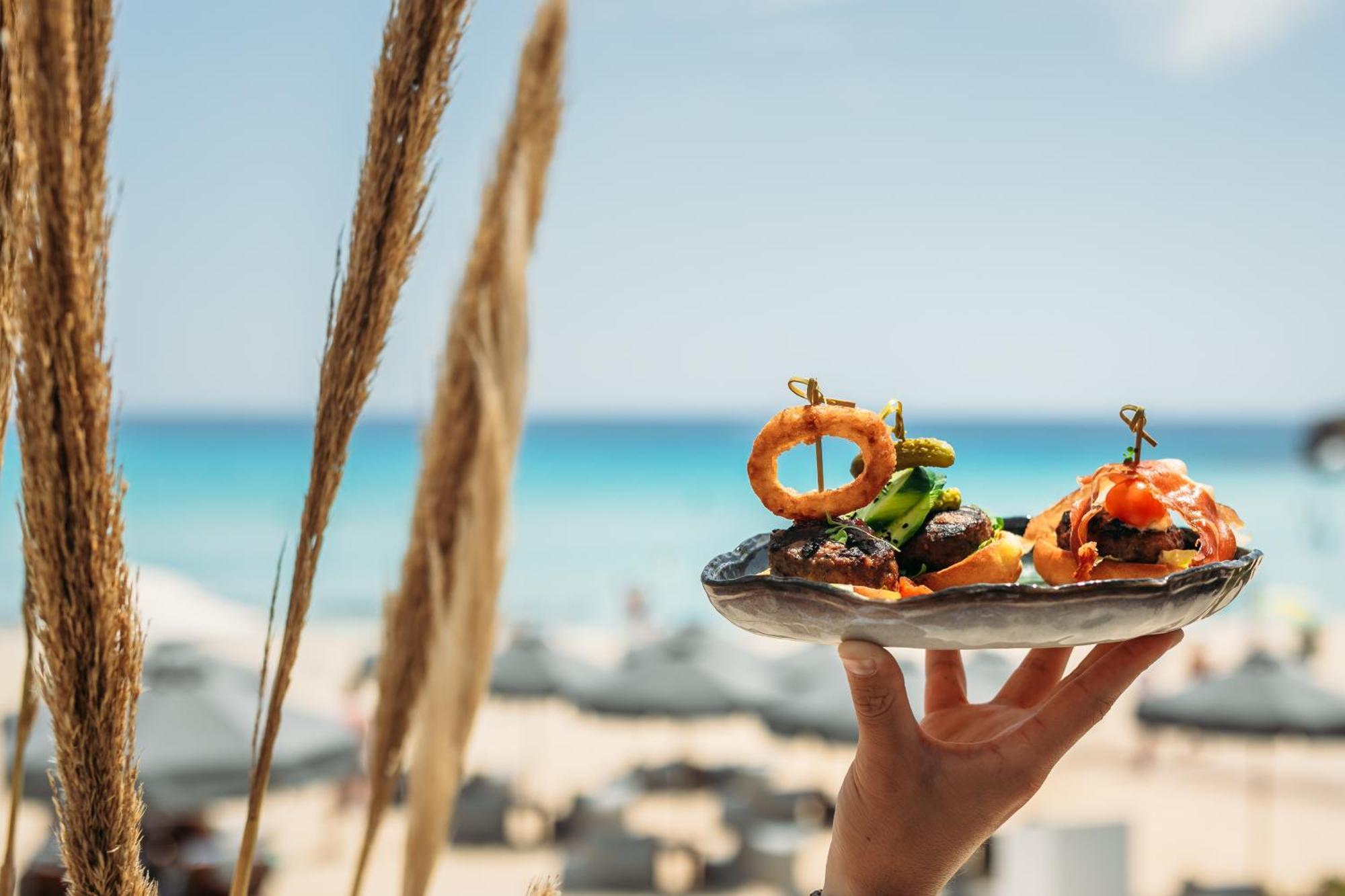 Nissi Resort 4*