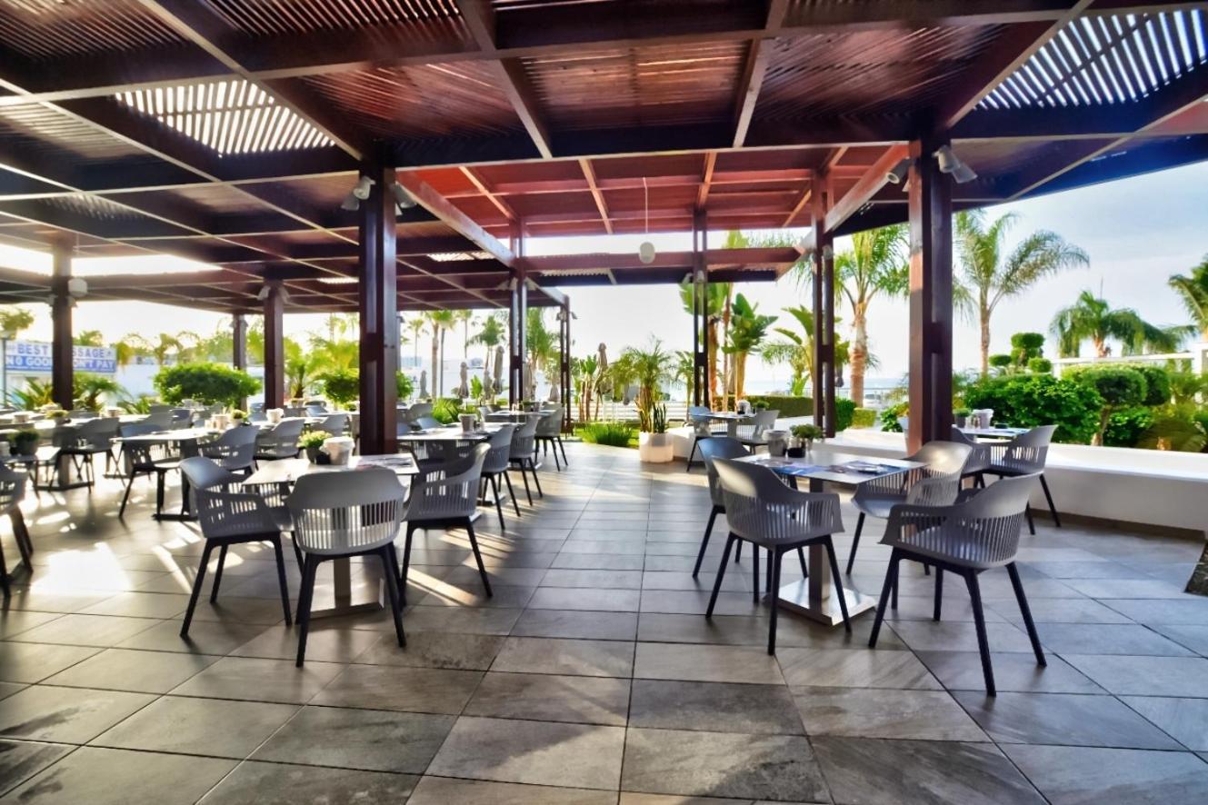 Vassos Nissi & 4* Ayia Napa
