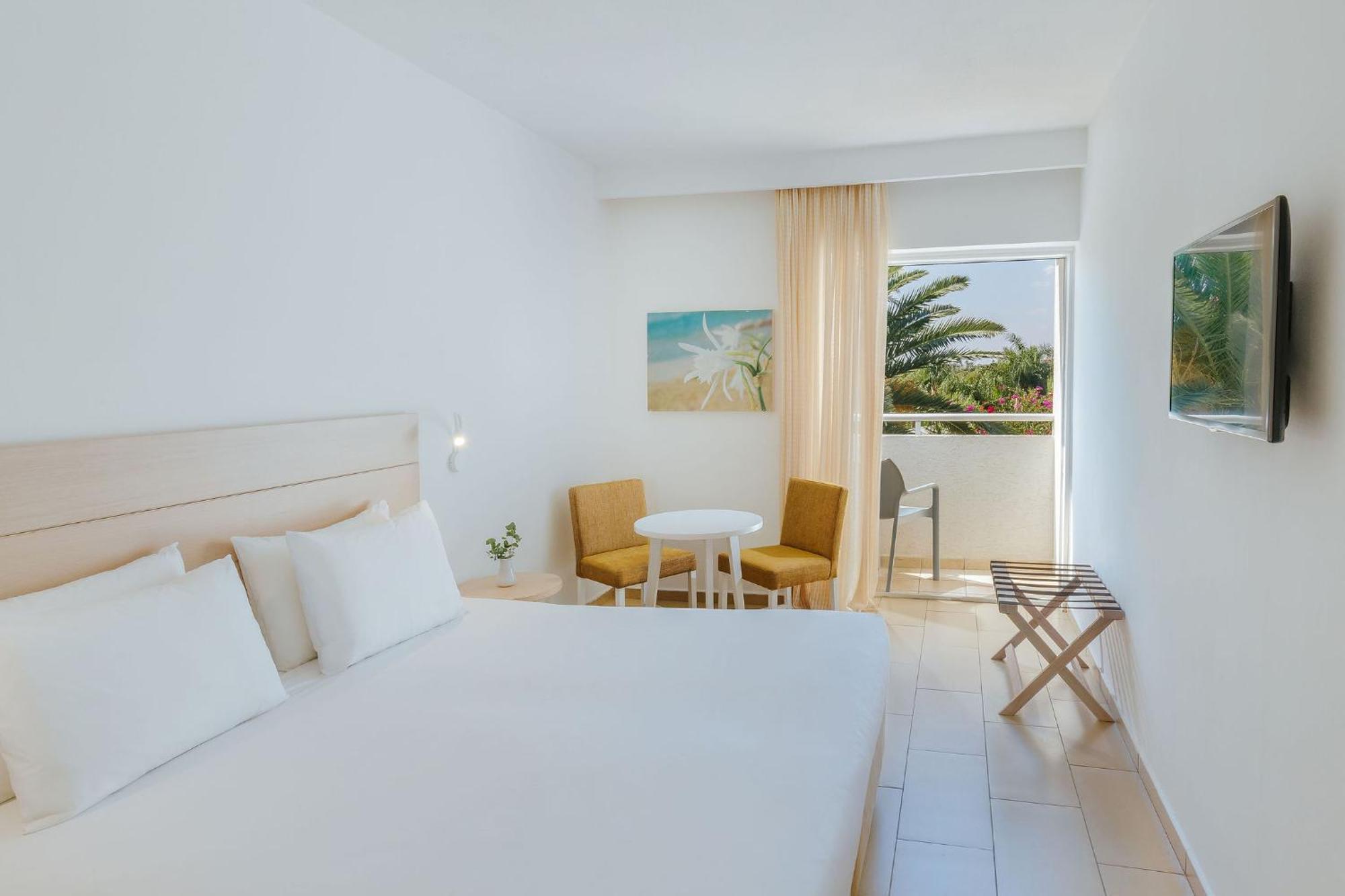Nissi Park Hotel