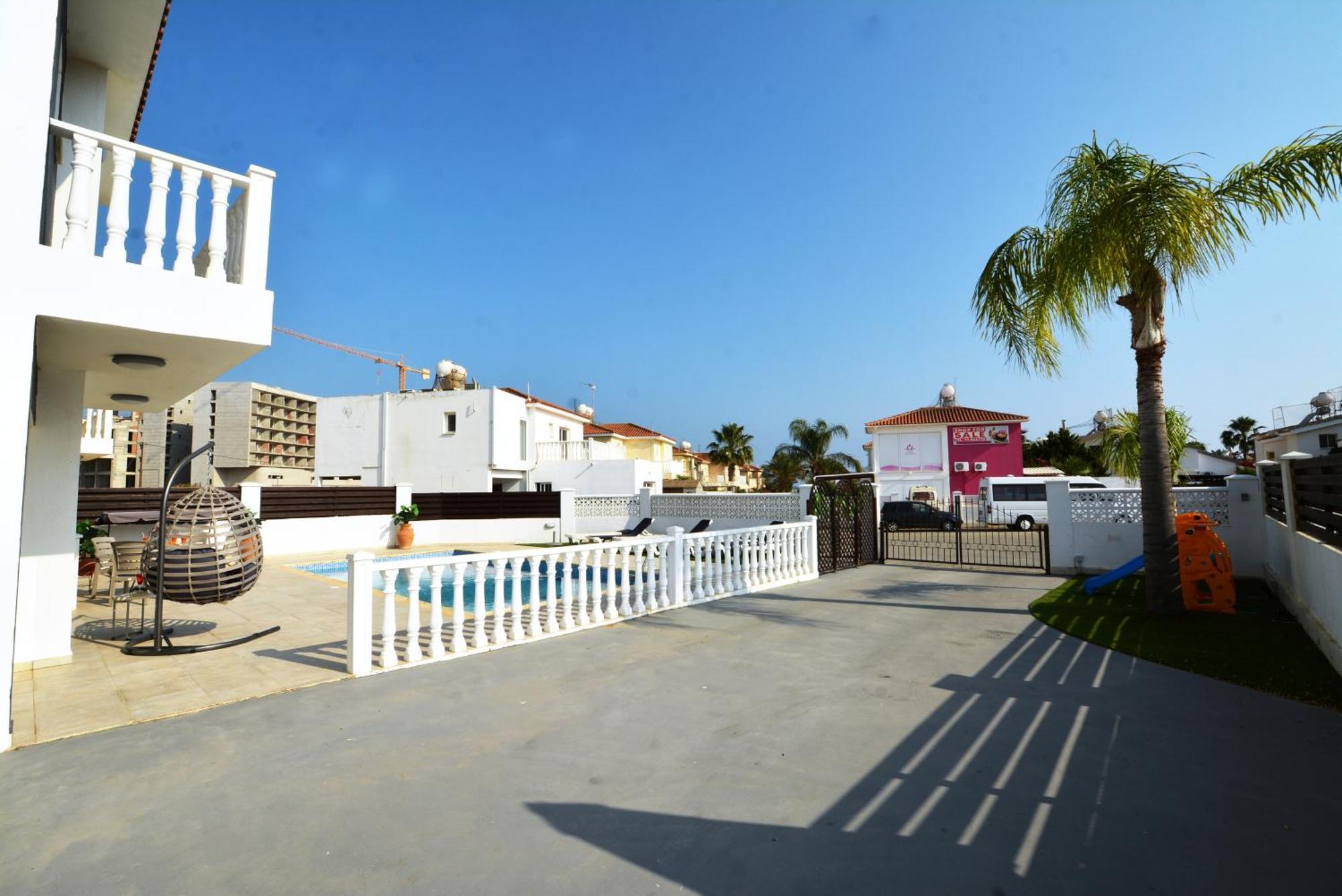 Thetida Villa