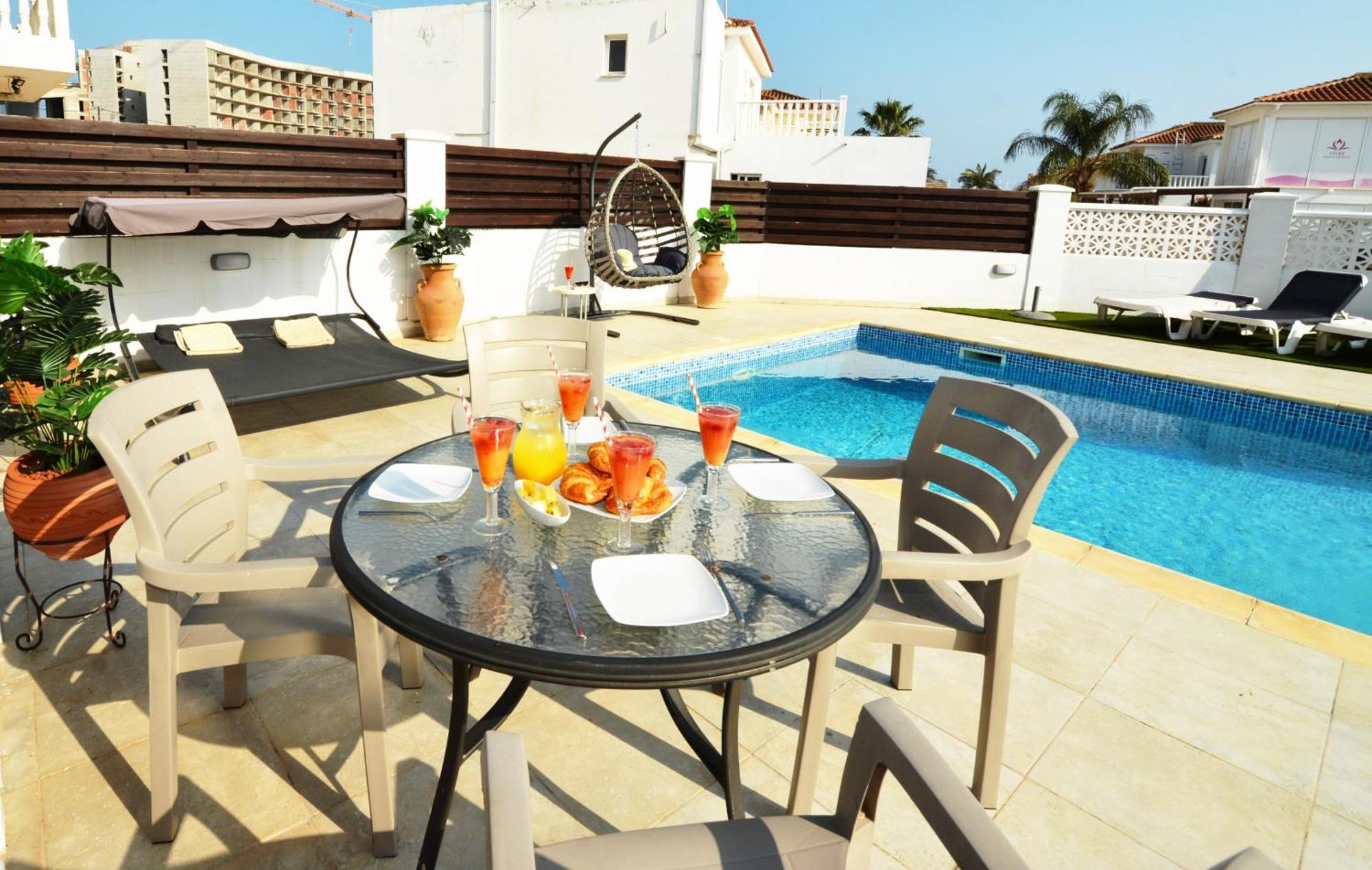 Thetida Villa *
