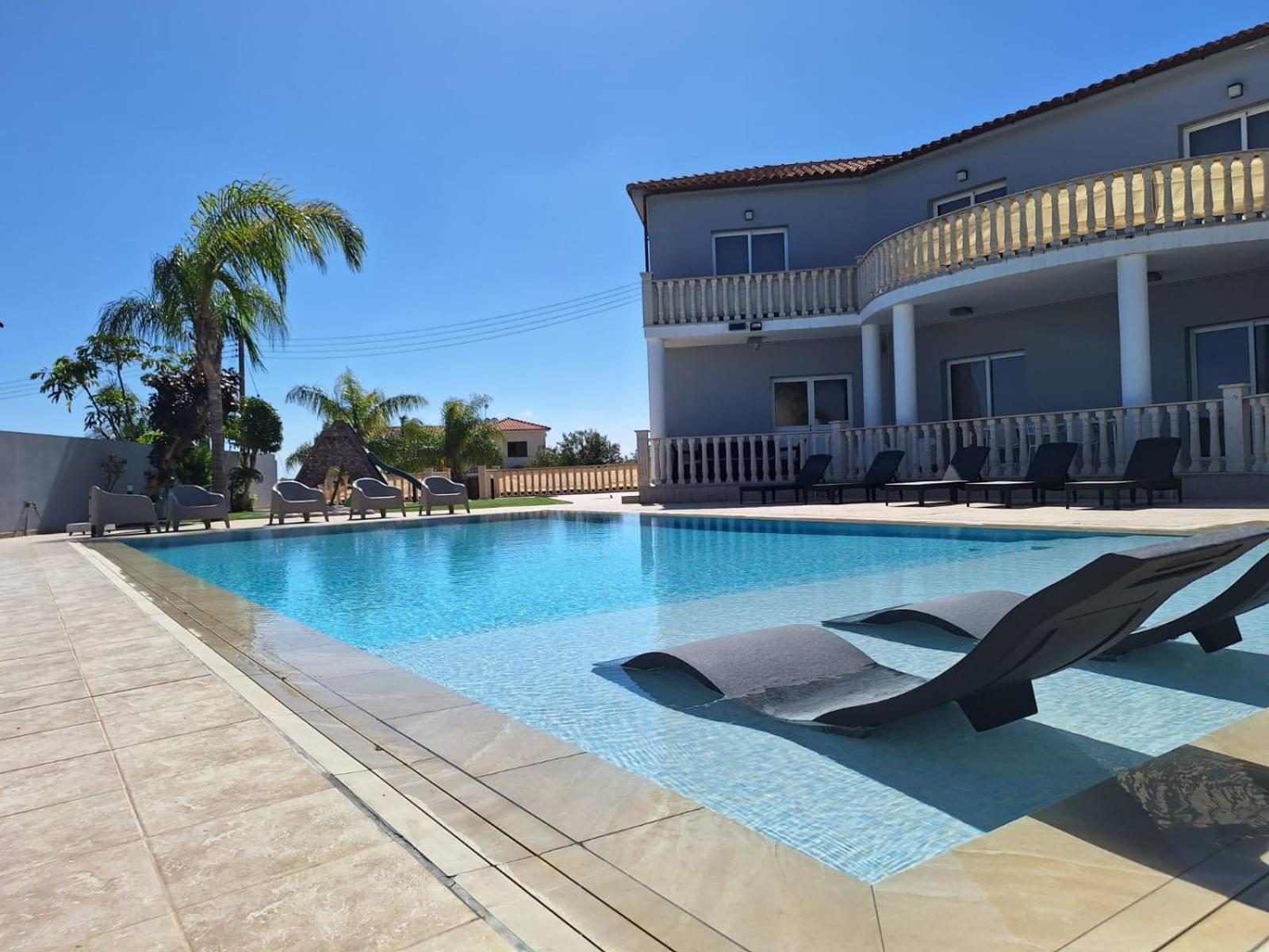 Villa Grand Lynn Seaview Ayia Napa