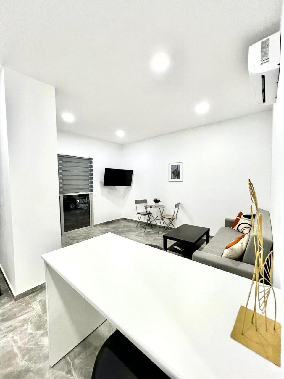 Napa Entry Apts Apartment *