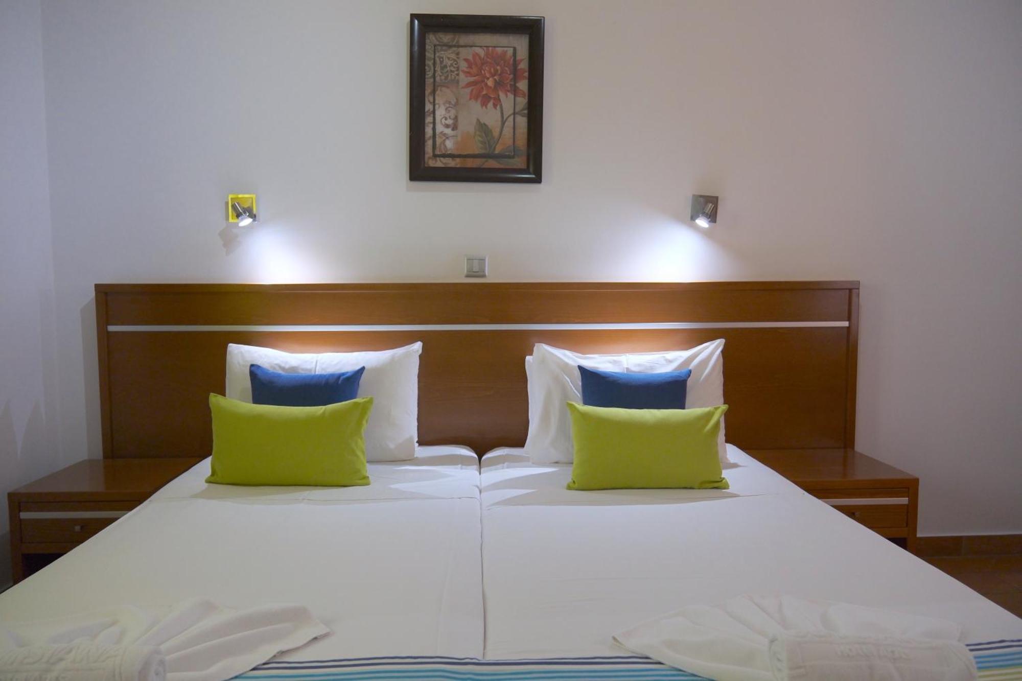 Aparthotel Loutsiana Deluxe Apts Ayia Napa