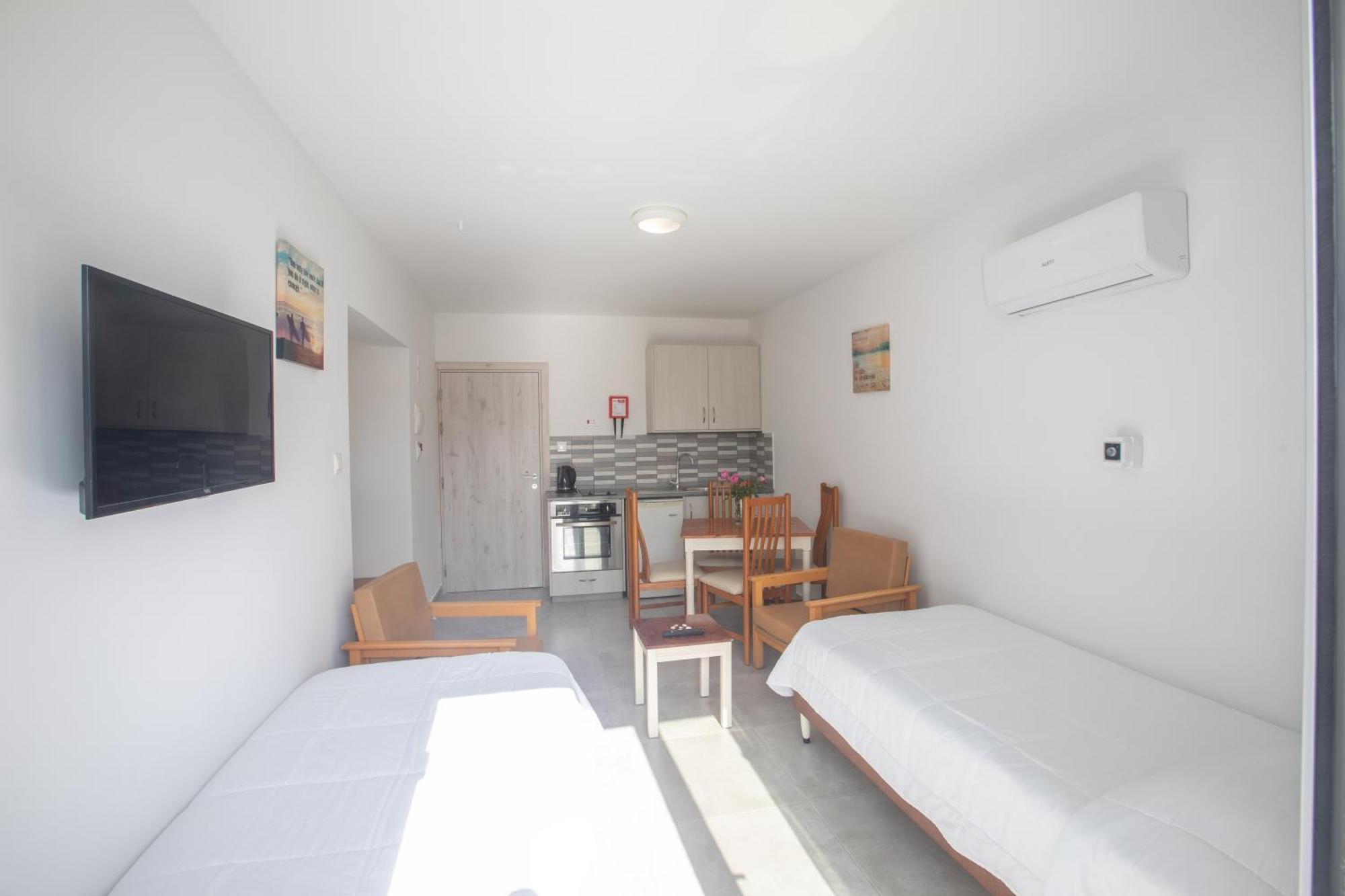 Pavlinia & 3* Ayia Napa