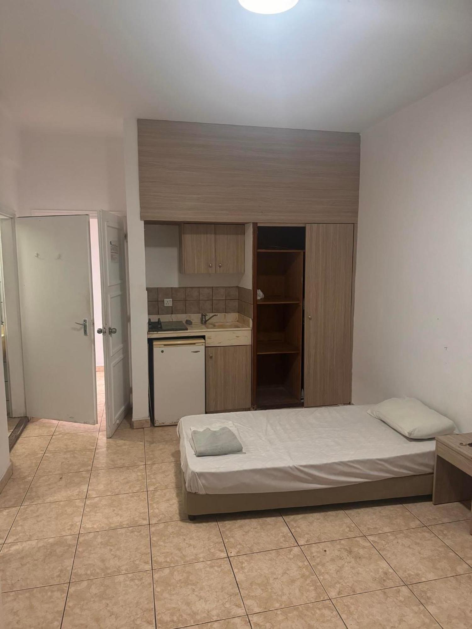 Apartment Pan Marie *
