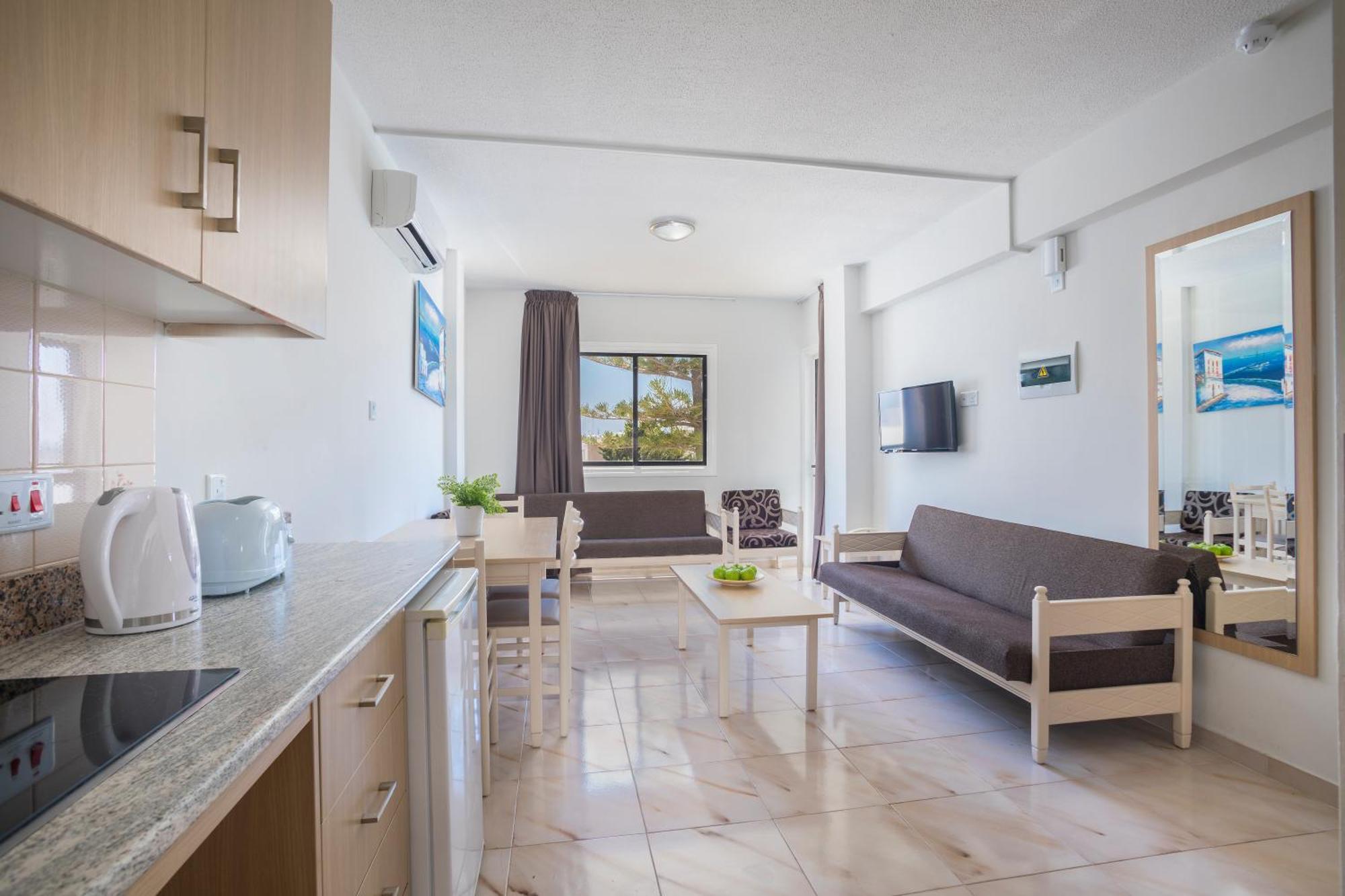 Christabelle Aparthotel Agia Napa