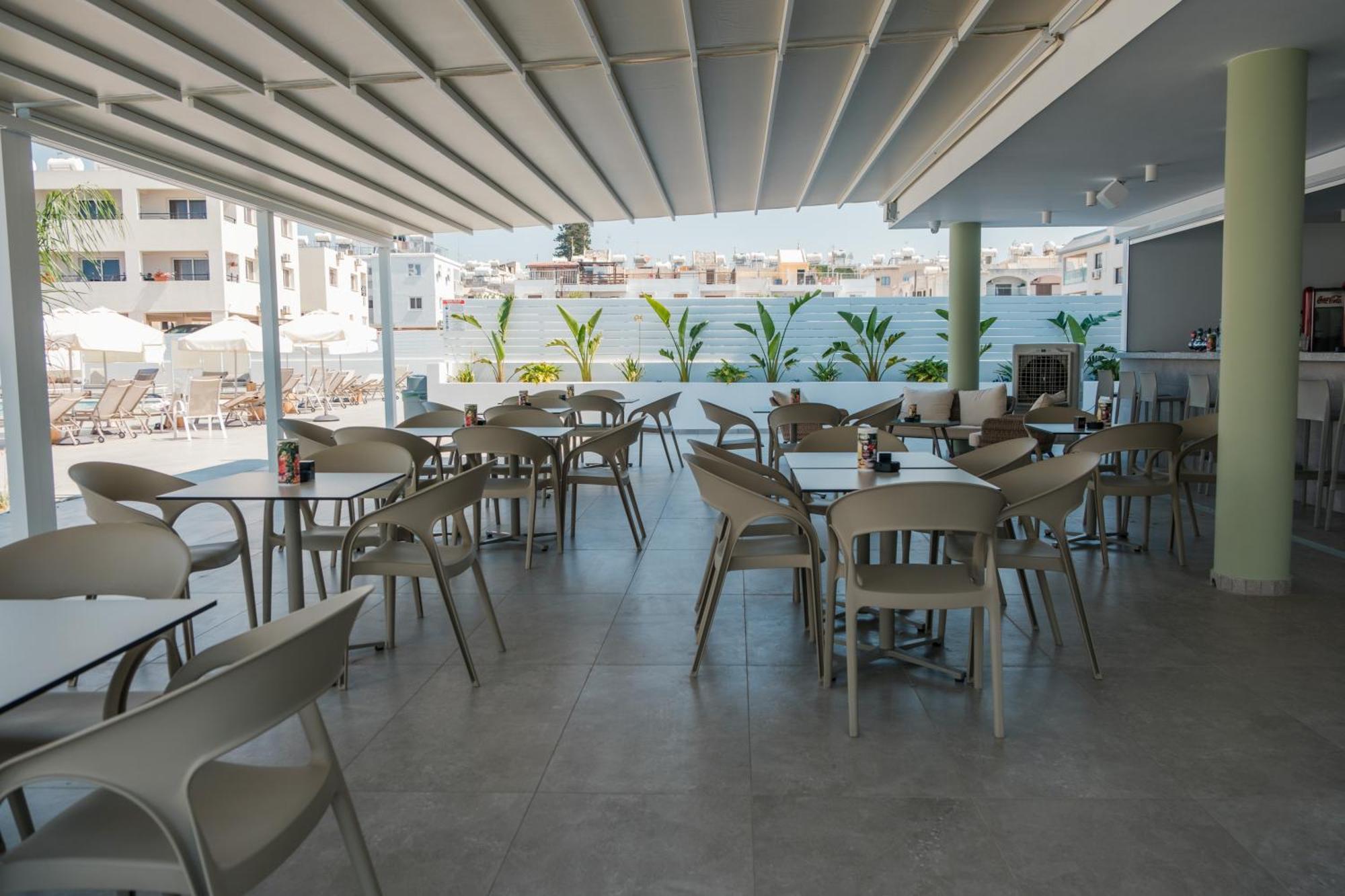 Acomodação com café da manhã  Abacus Agia Napa