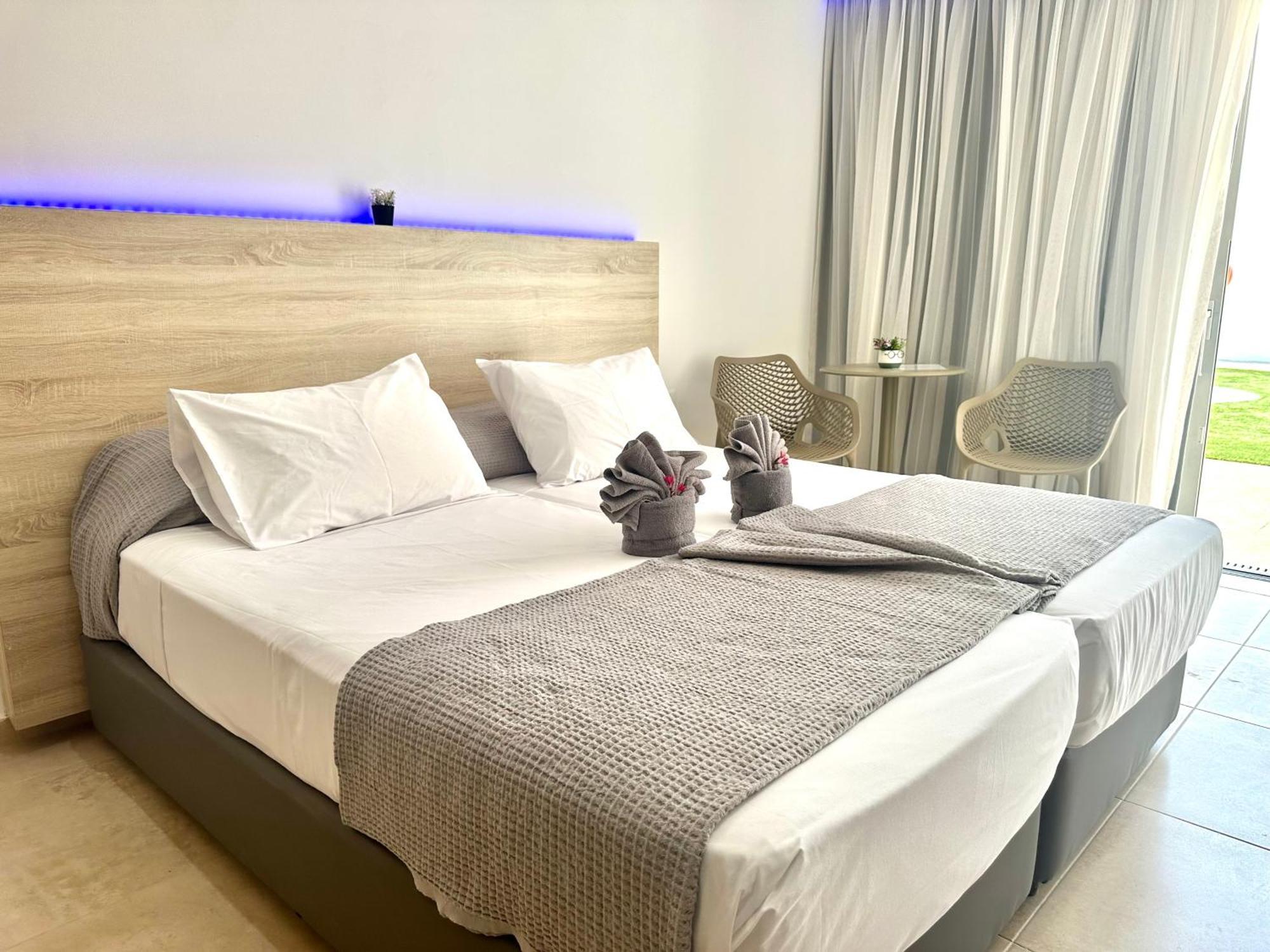 Sun Plaza - Adults Only Aparthotel