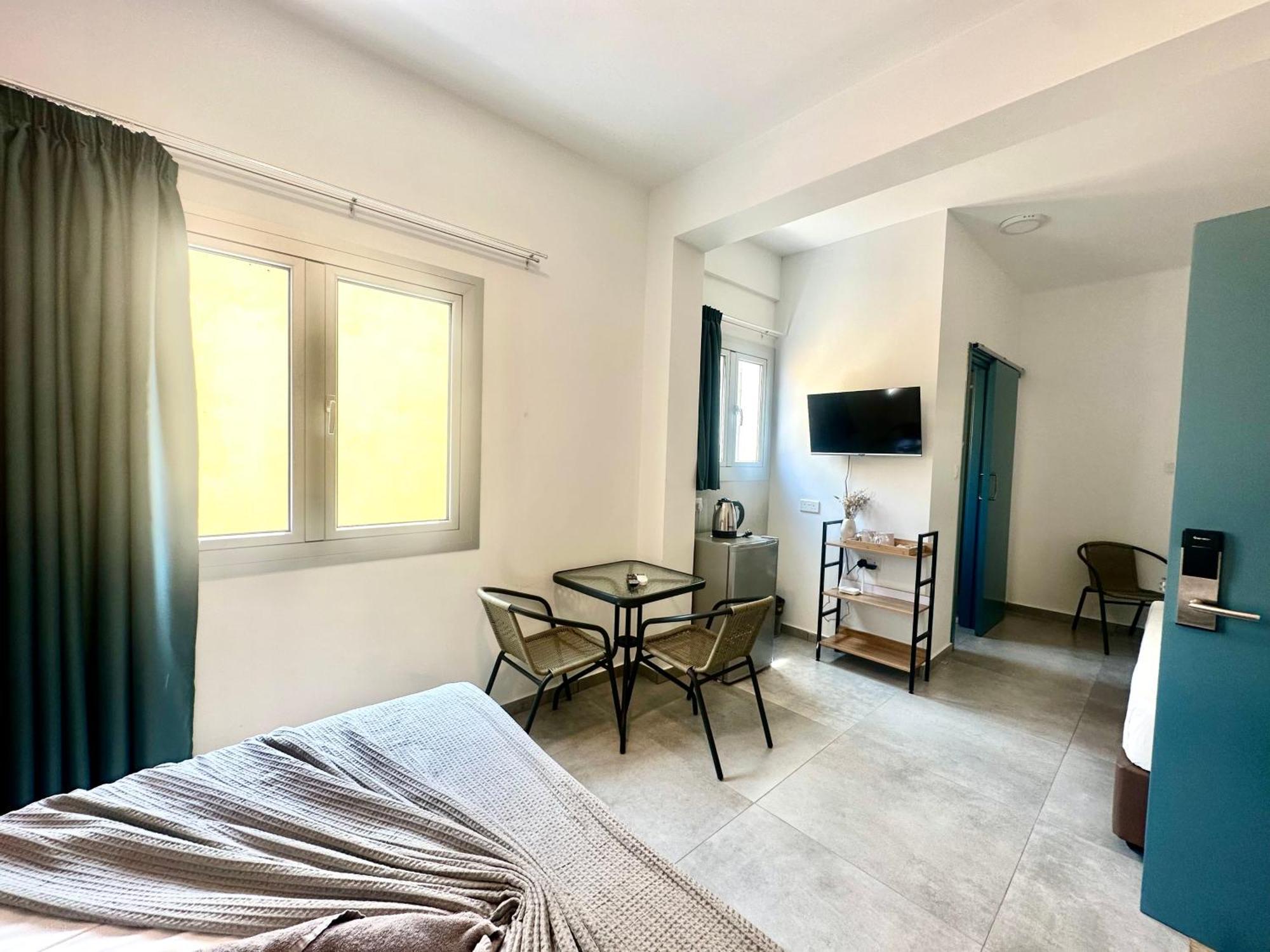 Sun Plaza - Adults Only Aparthotel