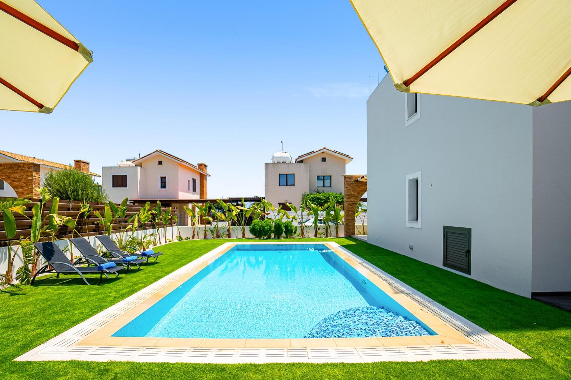 Villa Dara By Ezoria Ayia Napa