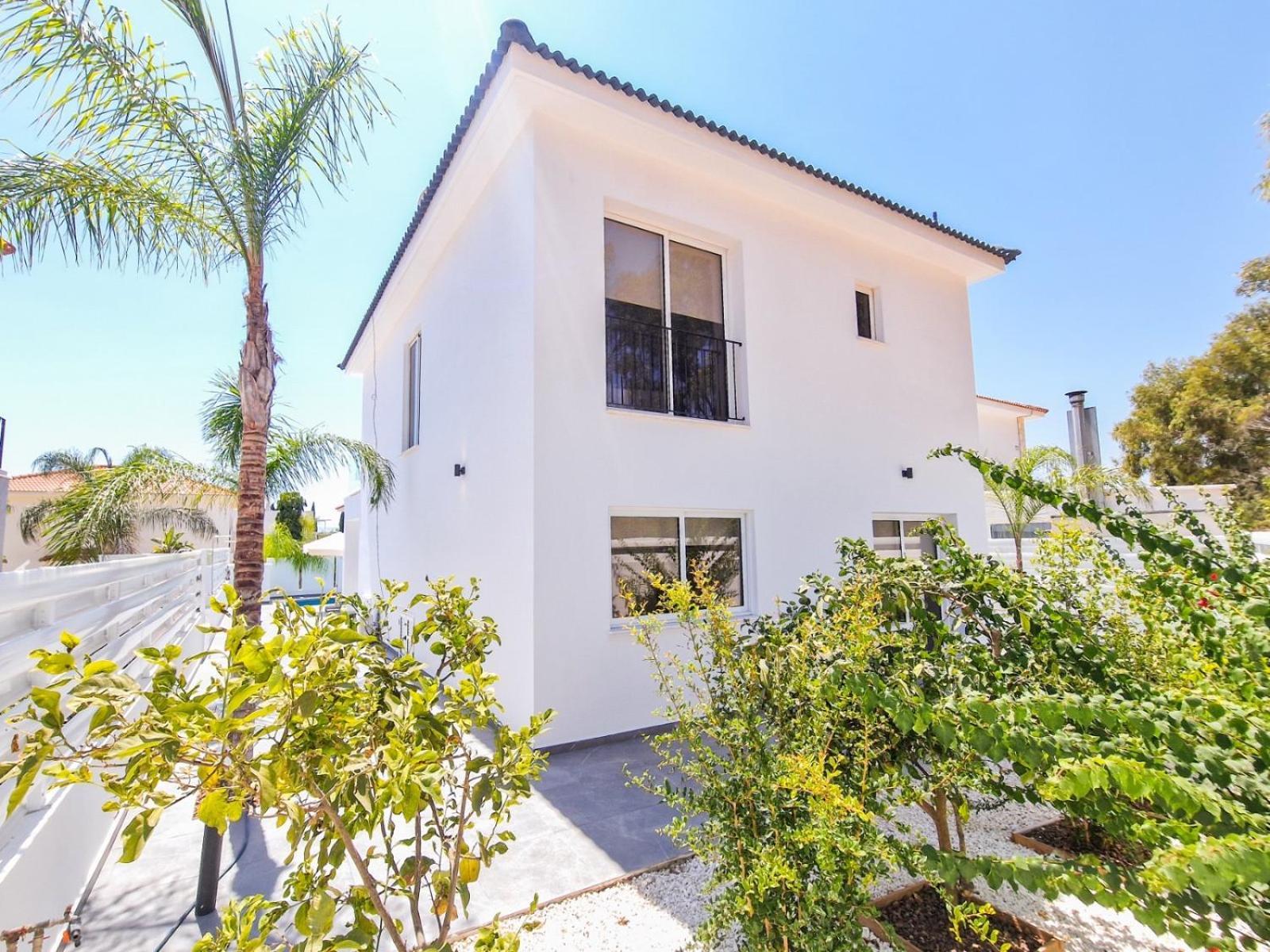 Sunshine Villa