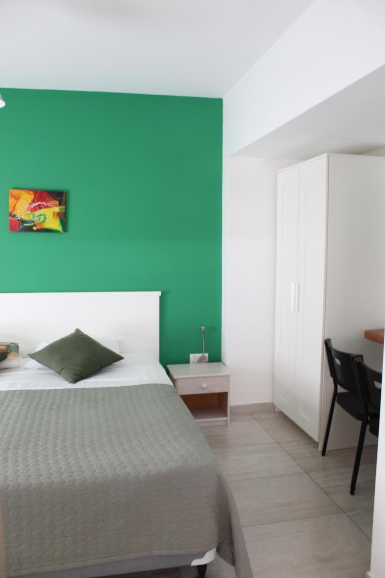 Rainbow Apartment Ayia Napa